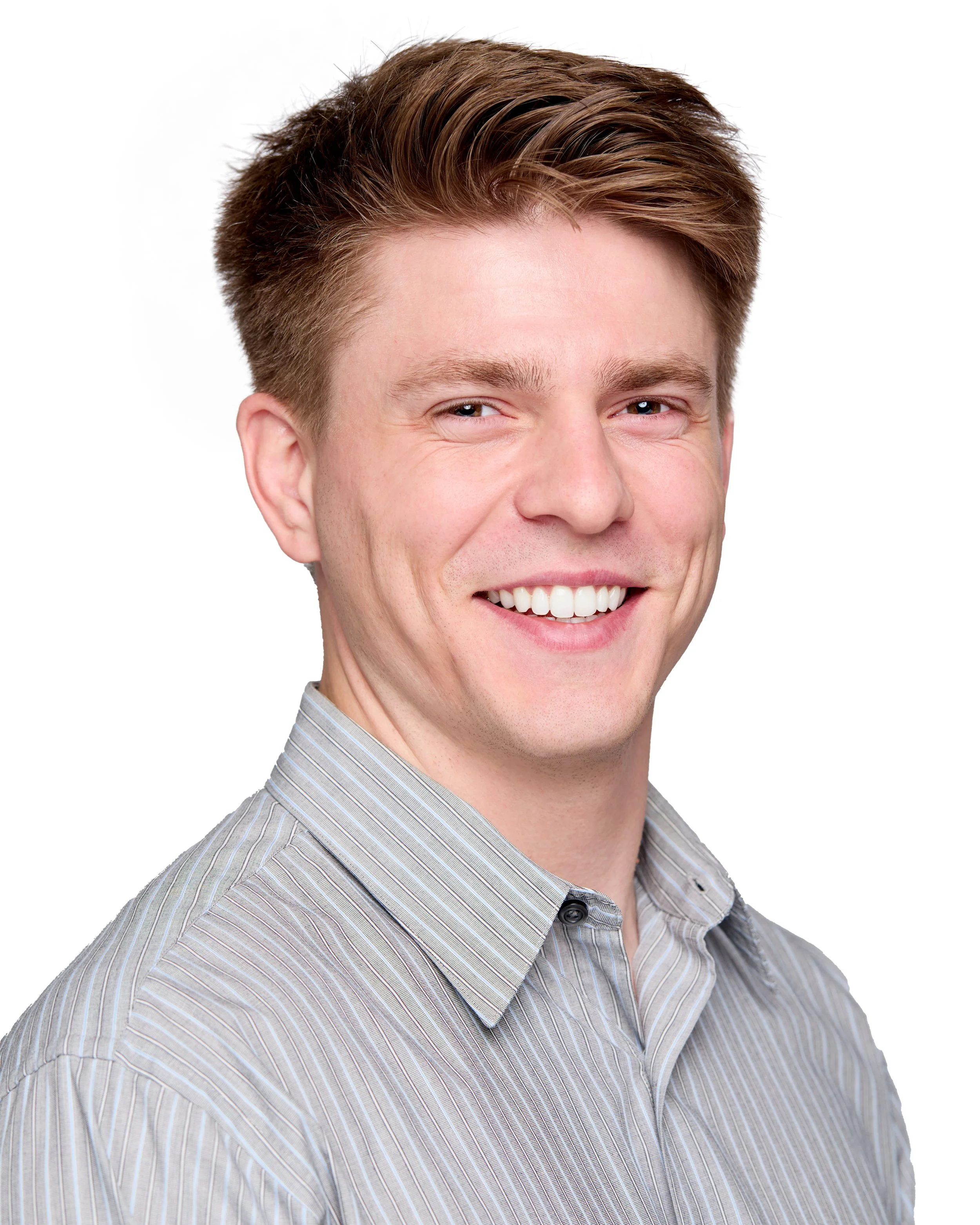 Eric-V-Headshots0471.jpg