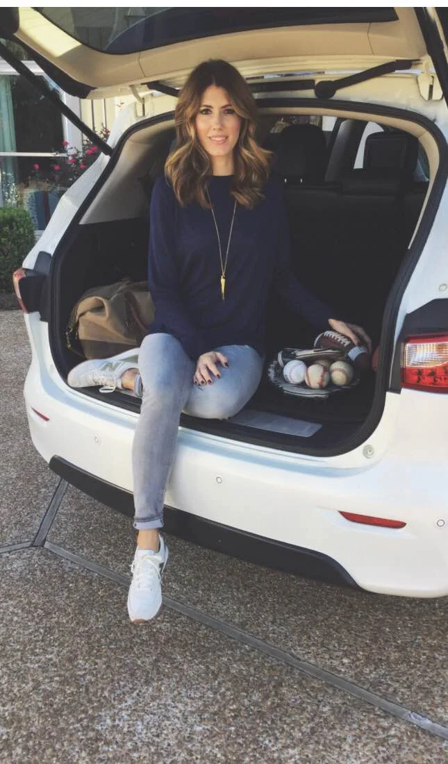 Easy outfit for a day/night at the "fields." These athleisure sneakers are a great match to this casual but together outfit! Add a simple necklace and your out the door.