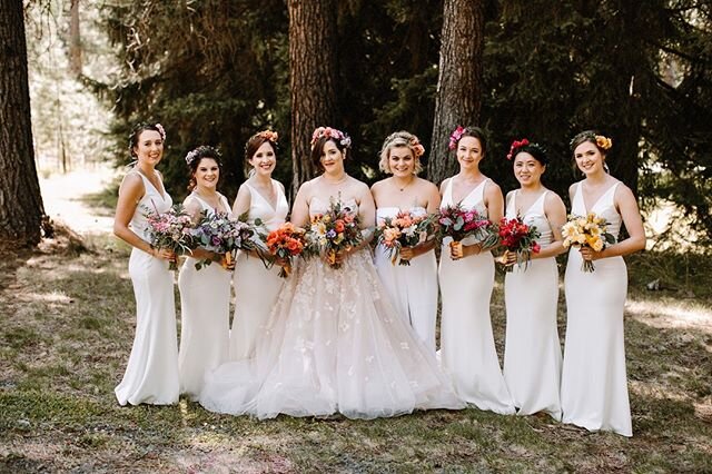 One of the best parts of quarantine has been updating and scheduling our social media! Finally, we've been able to sit down and share our amazing weddings from last year. Like this one -- bridesmaids wore all white, while the bride was in a slightly 