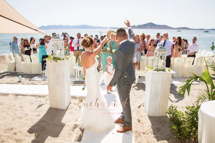 weddingplannerencharmd50.jpg