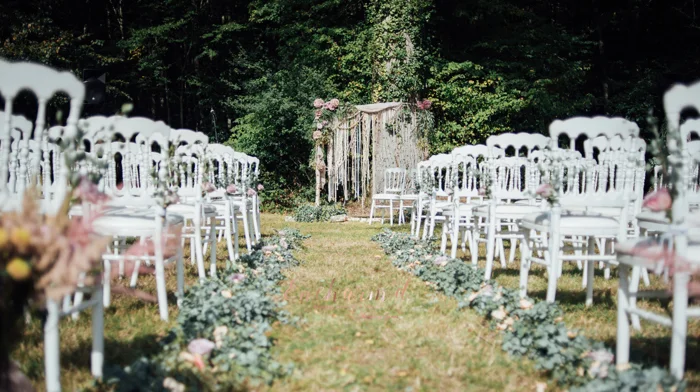destinationweddingplannerencharmd285.jpg