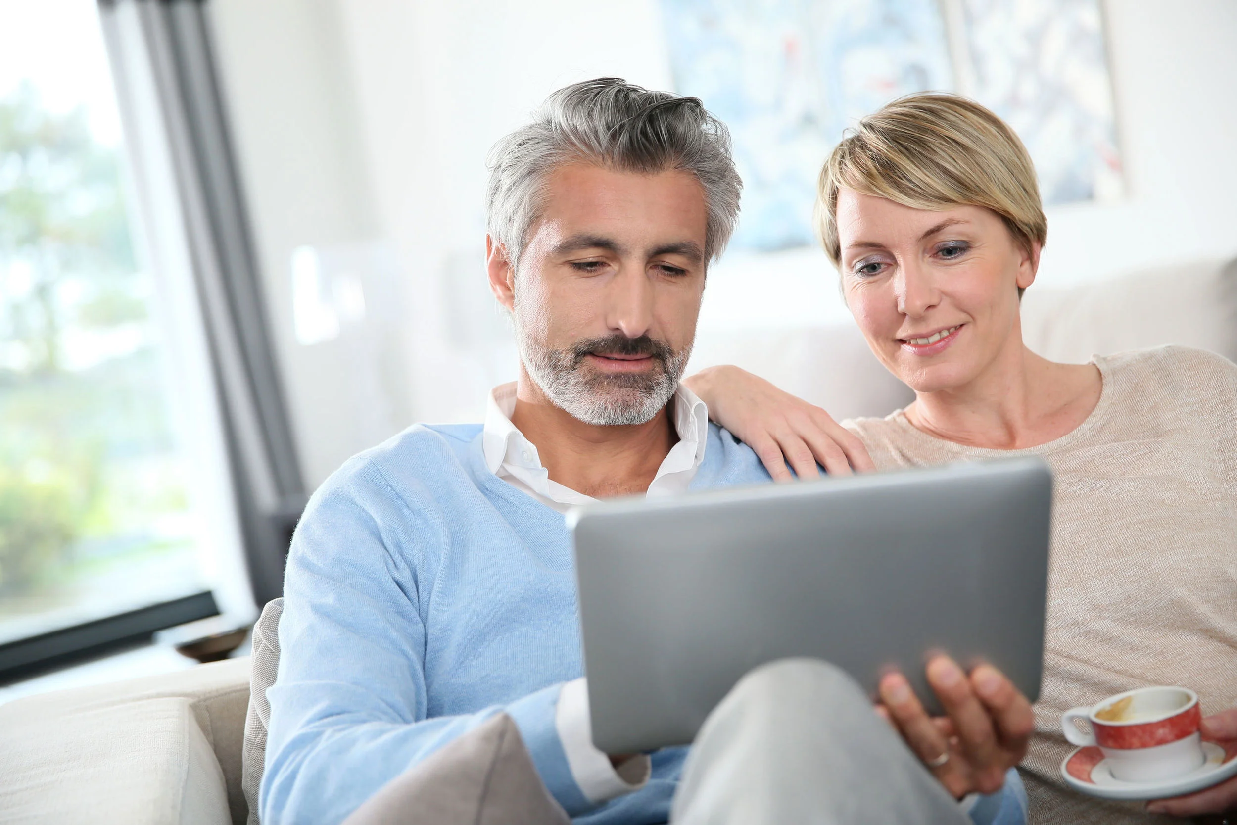 couple-researching-financial-advisors1.jpg