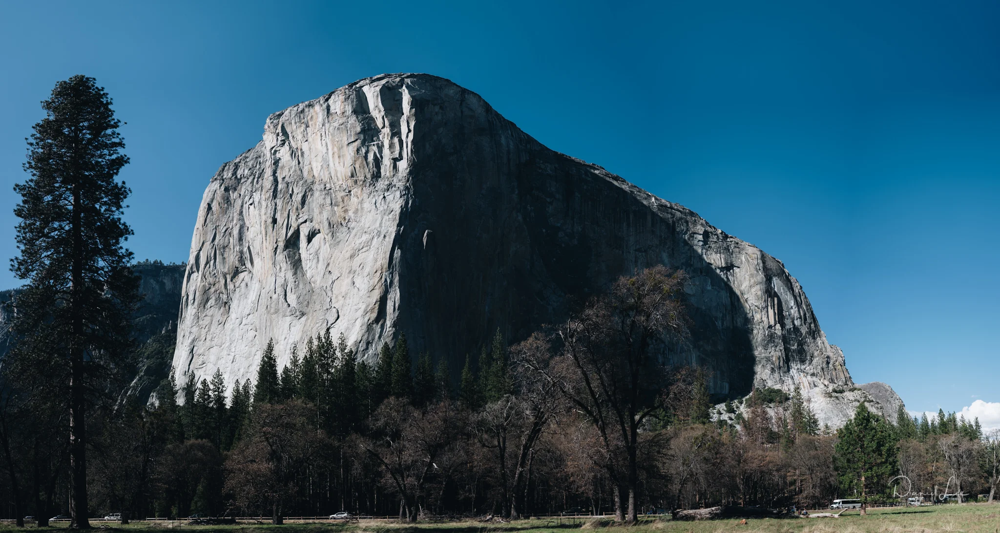 A stitched panorama of over 25 50-MP images of El Capitan in Yosemite National Park. Photo by Daniel Lee.