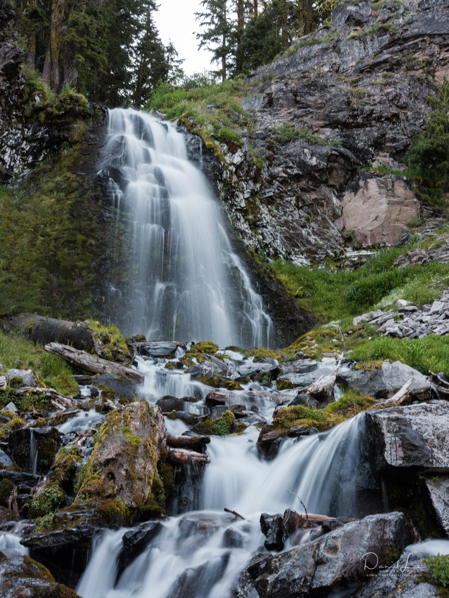  Plaikni Falls in Crater Lake National Park. Photo by Daniel Lee. 