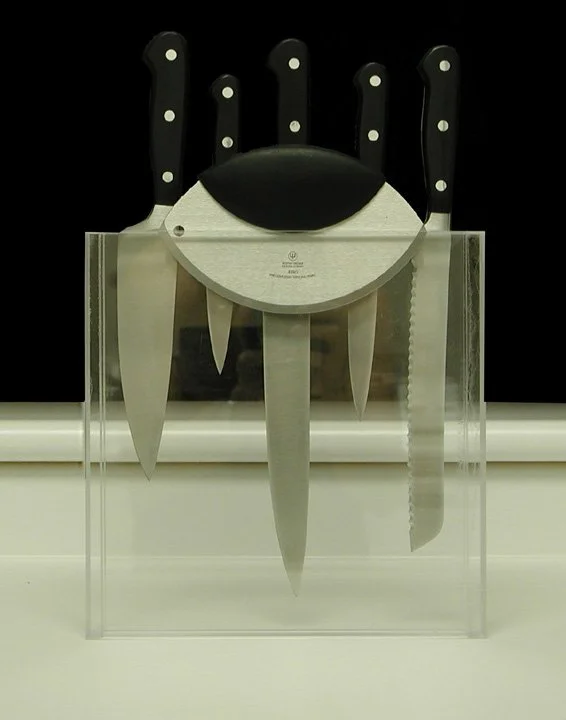 Knives Out (Knife Block)