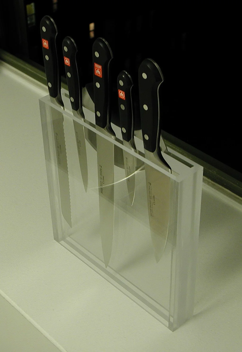 knifeblock oblique3.jpg