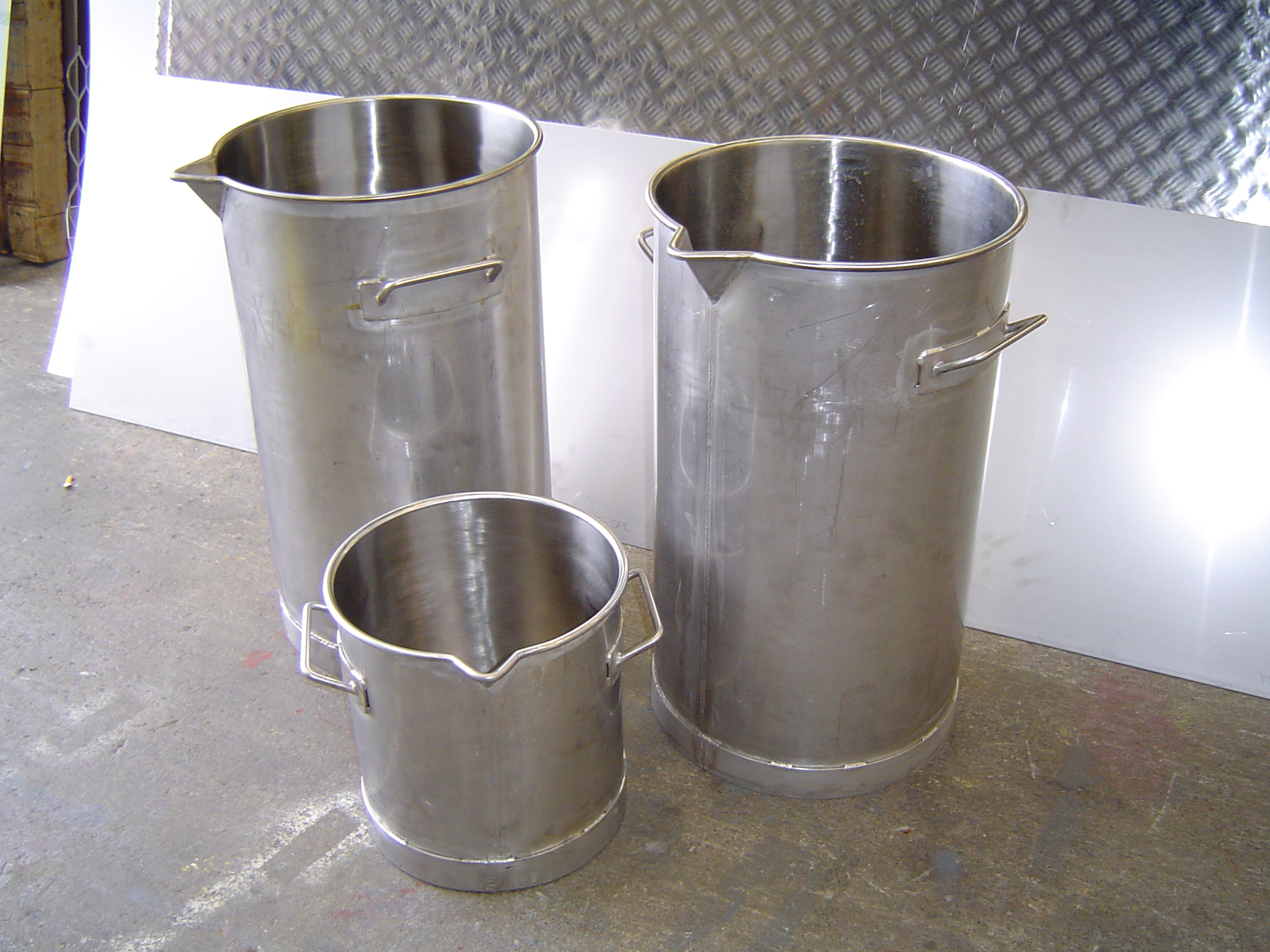 Mixing bowls