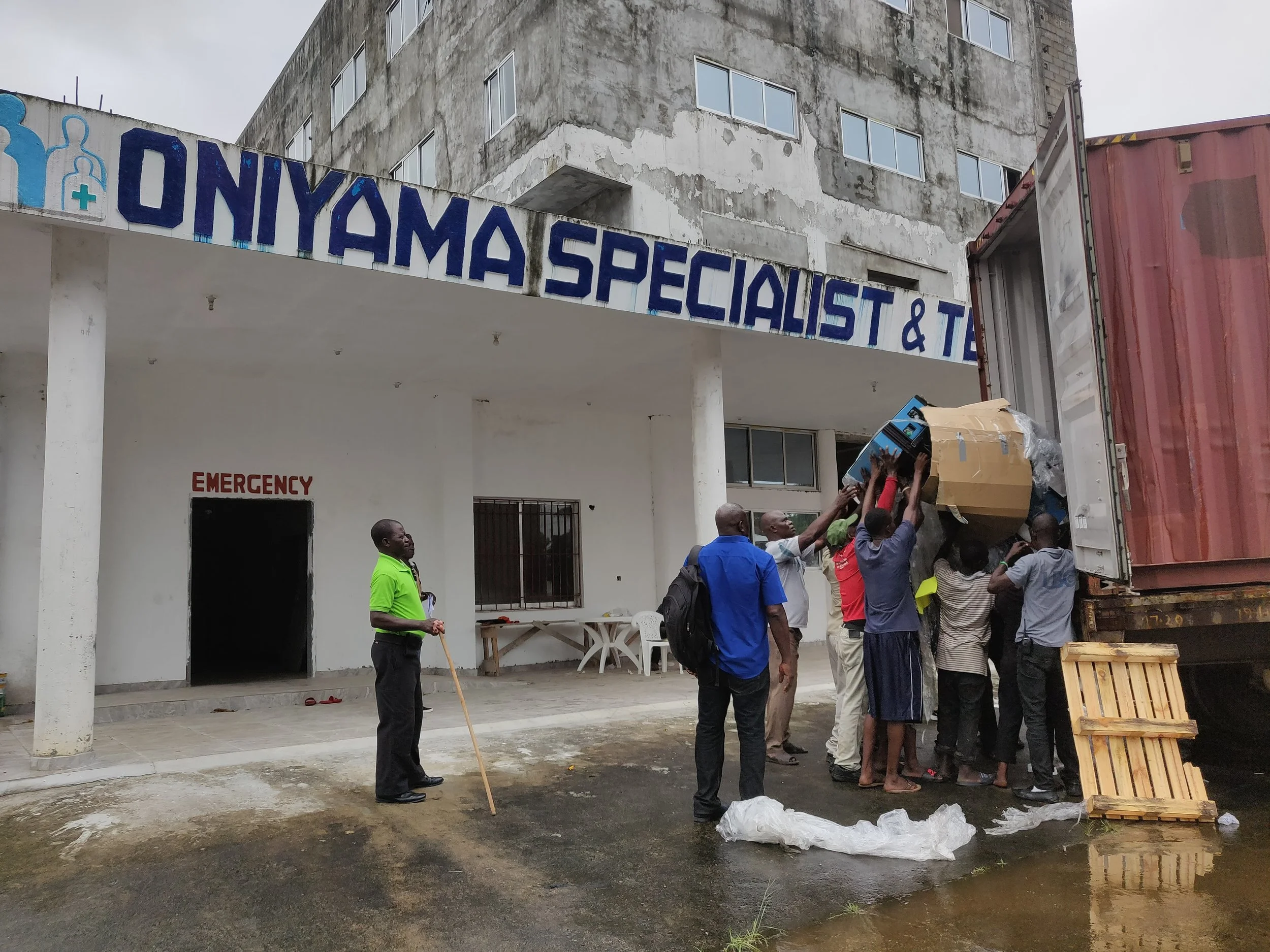 The container finally arrives at Oniyama Specialist & Teaching Hospital
