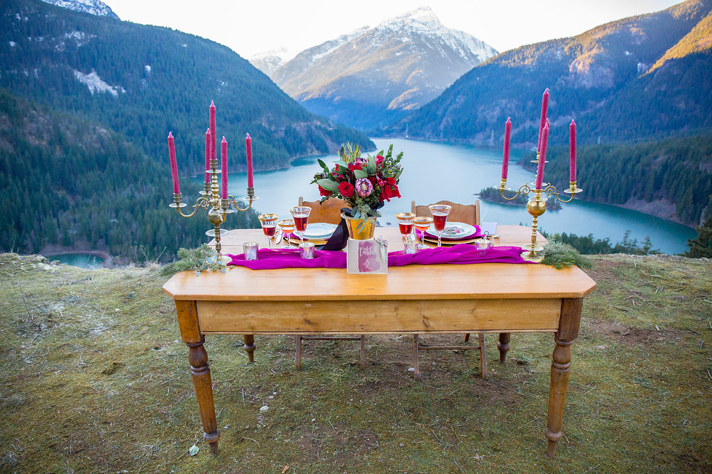 Lake Diablo Styled Shoot Featured on Swooned