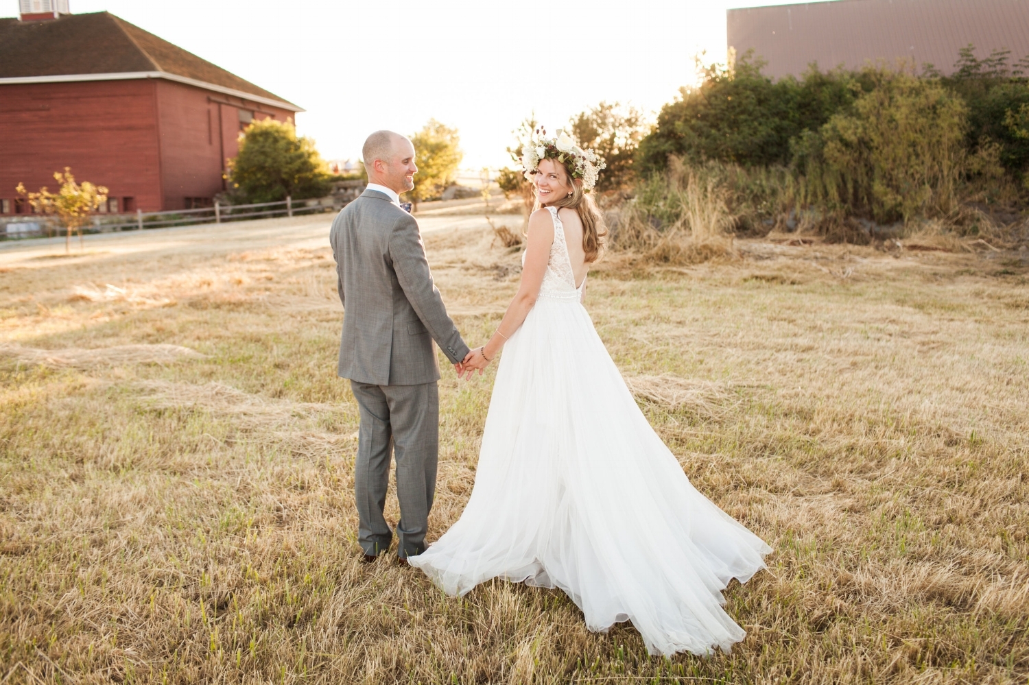 Crockett Barn Wedding Featured in Smitten Magazine