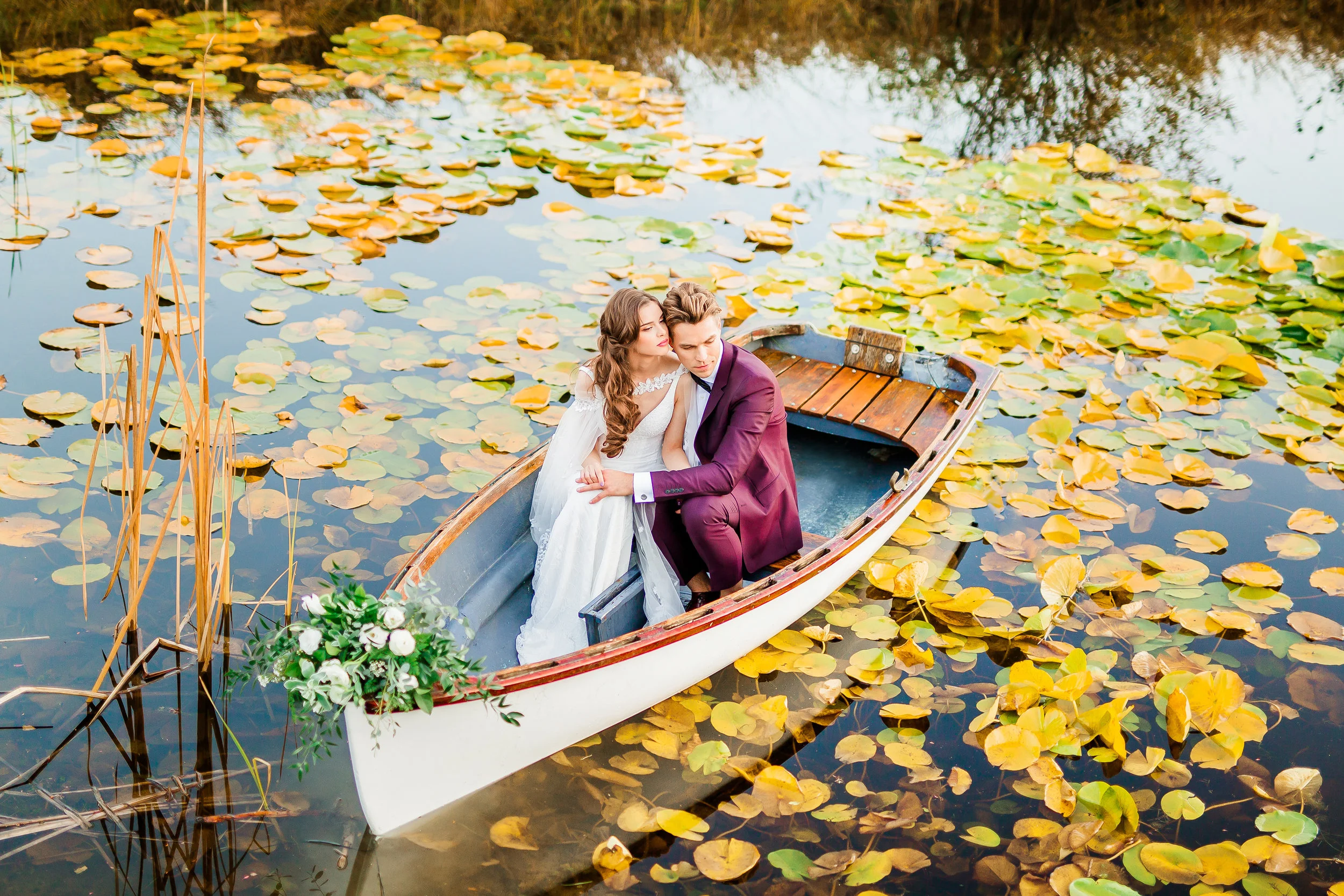 Romantic Fall Elopement Styled Shoot-72.jpg