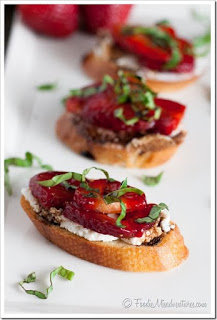 stawberry bruschetta.jpg