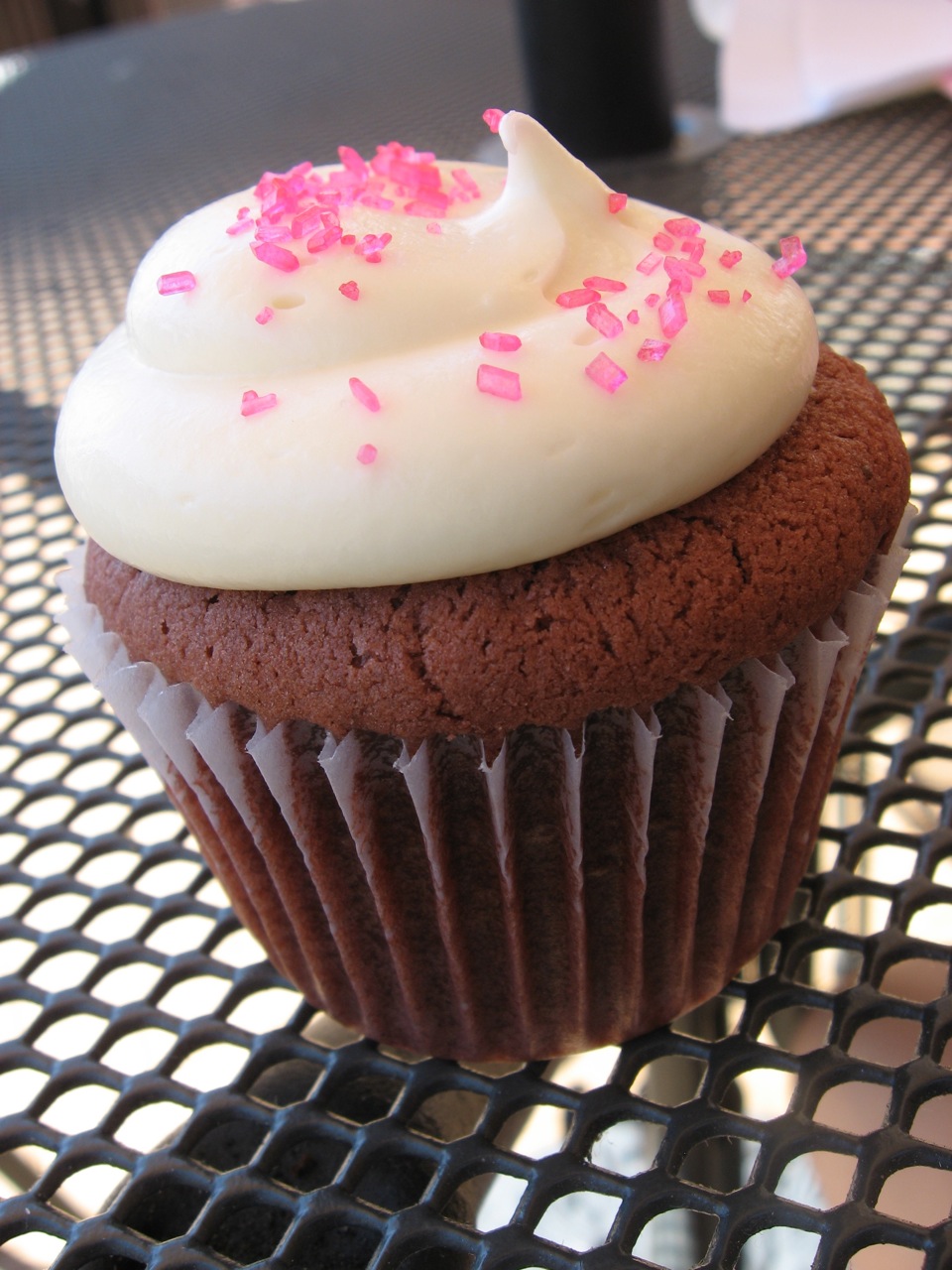 teaching-writing-through-questions-and-cupcakes.jpg
