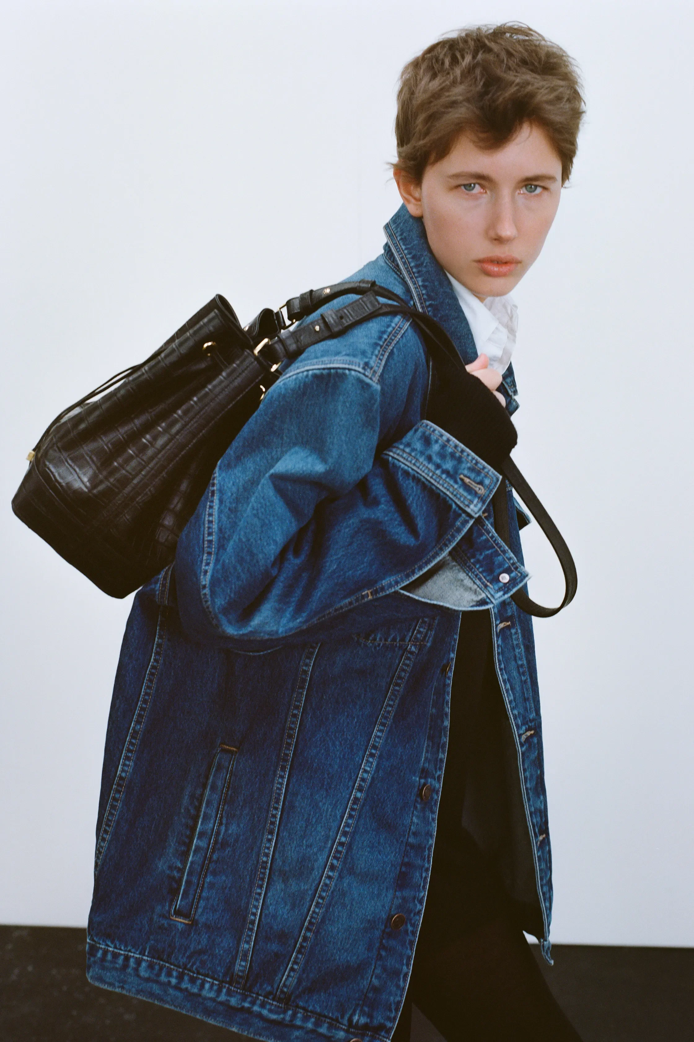 NILI LOTAN - PF'23 LOOKBOOK