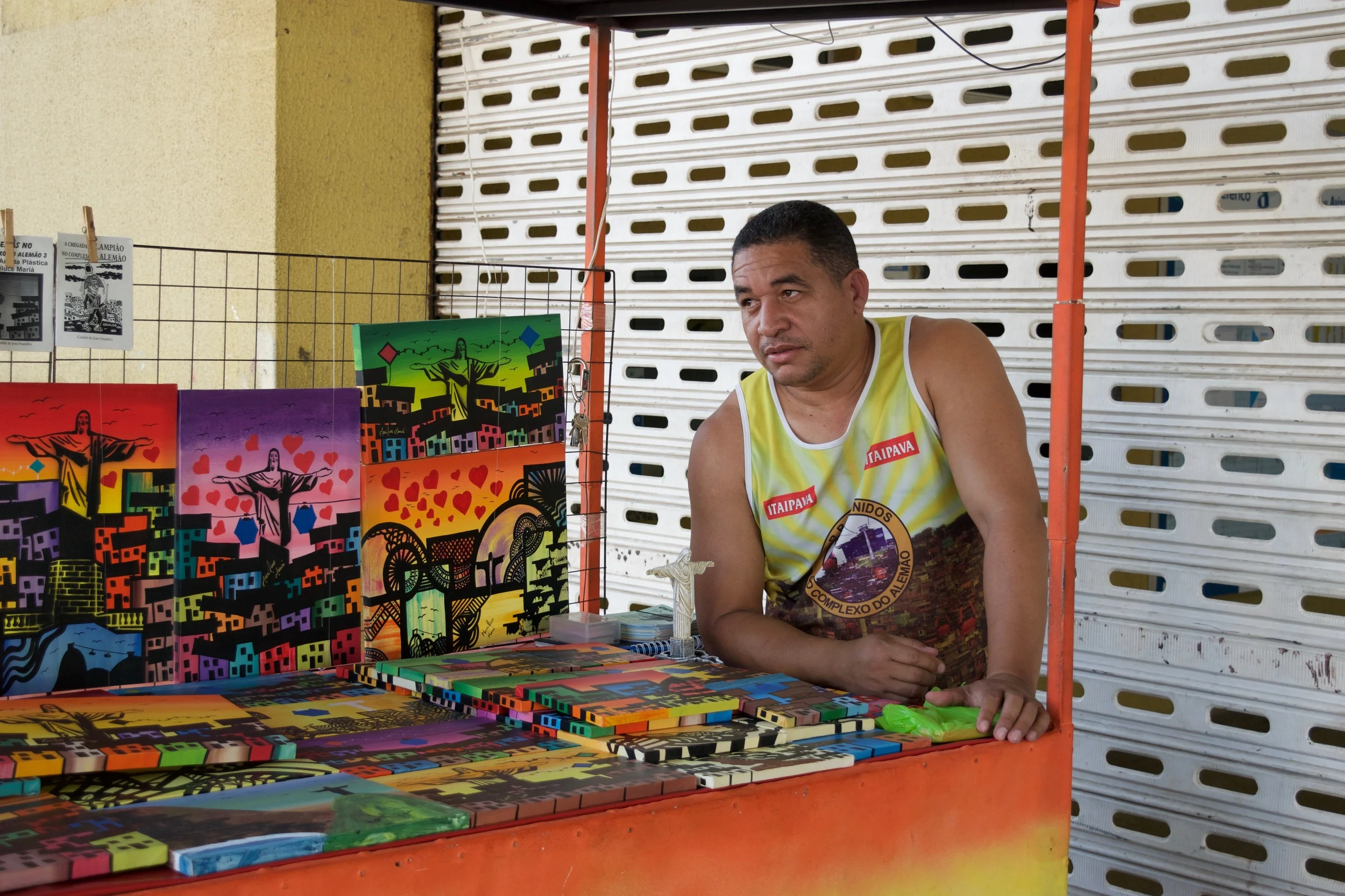 Cleber Araújo fundó con su esposa Mariluce el proyecto social de arte Favela Art. | Foto: Marcelo A.