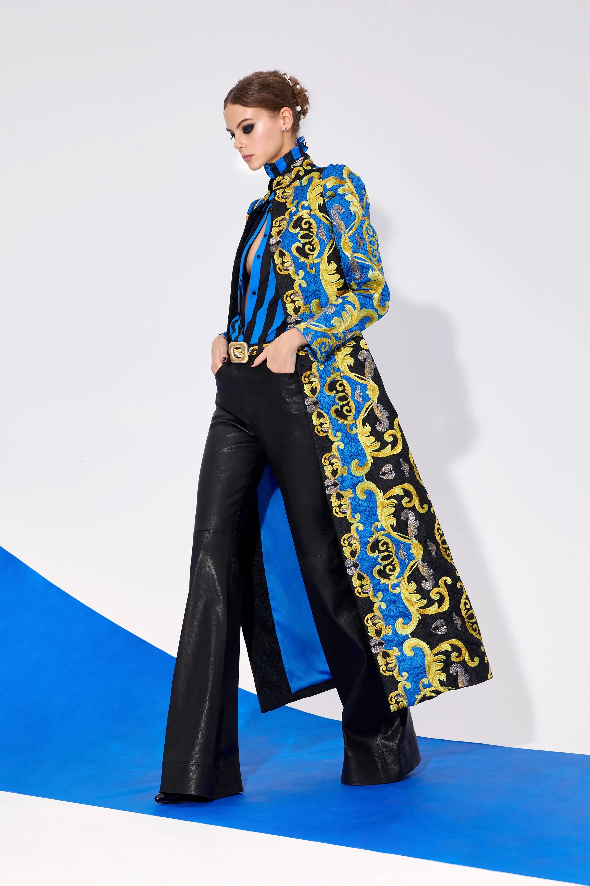 00016-alice+olivia-fall-2023-ready-to-wear-credit-brand.jpg