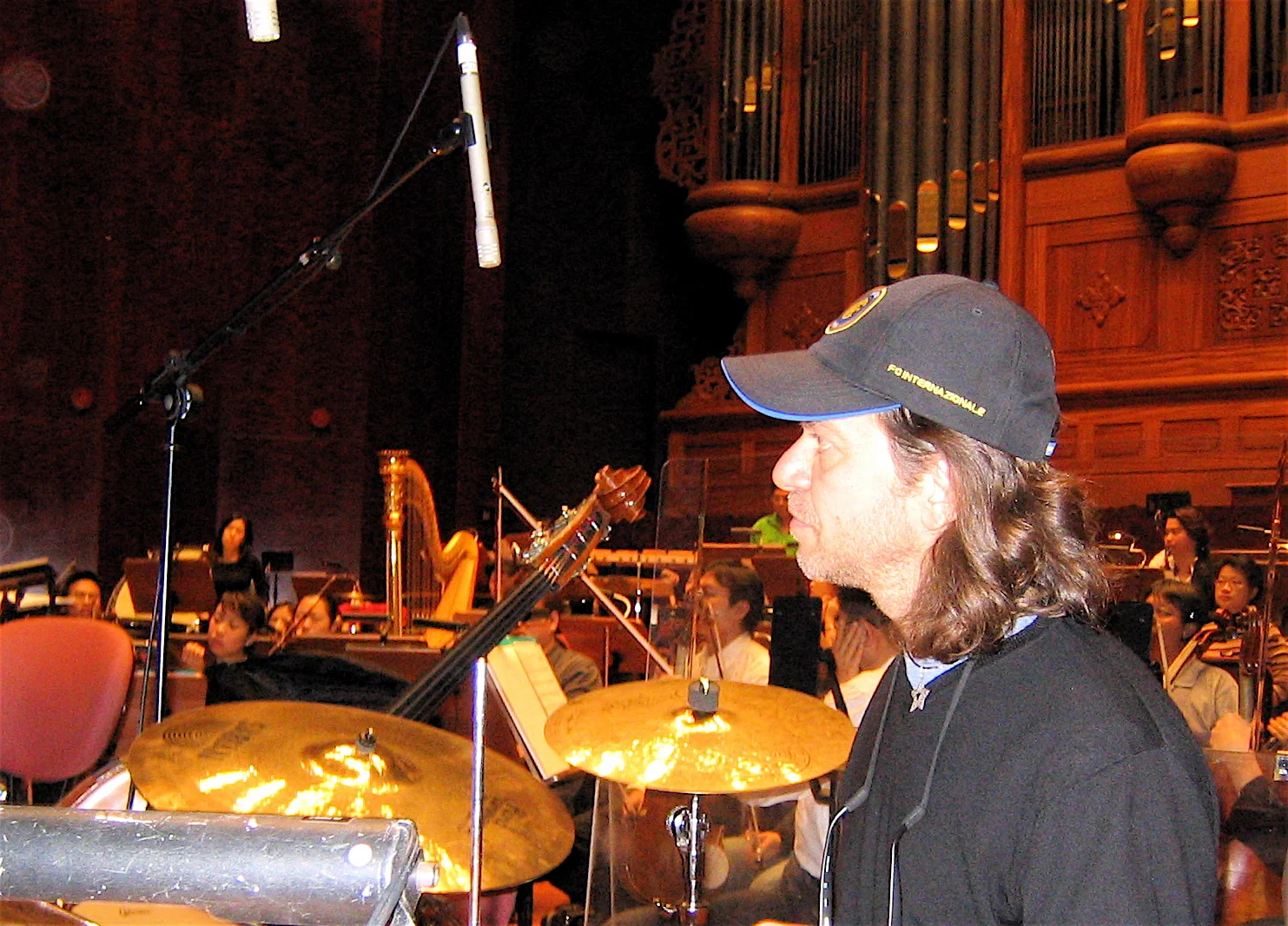  With the Taipei Philharmonic, Taiwan 2005 
