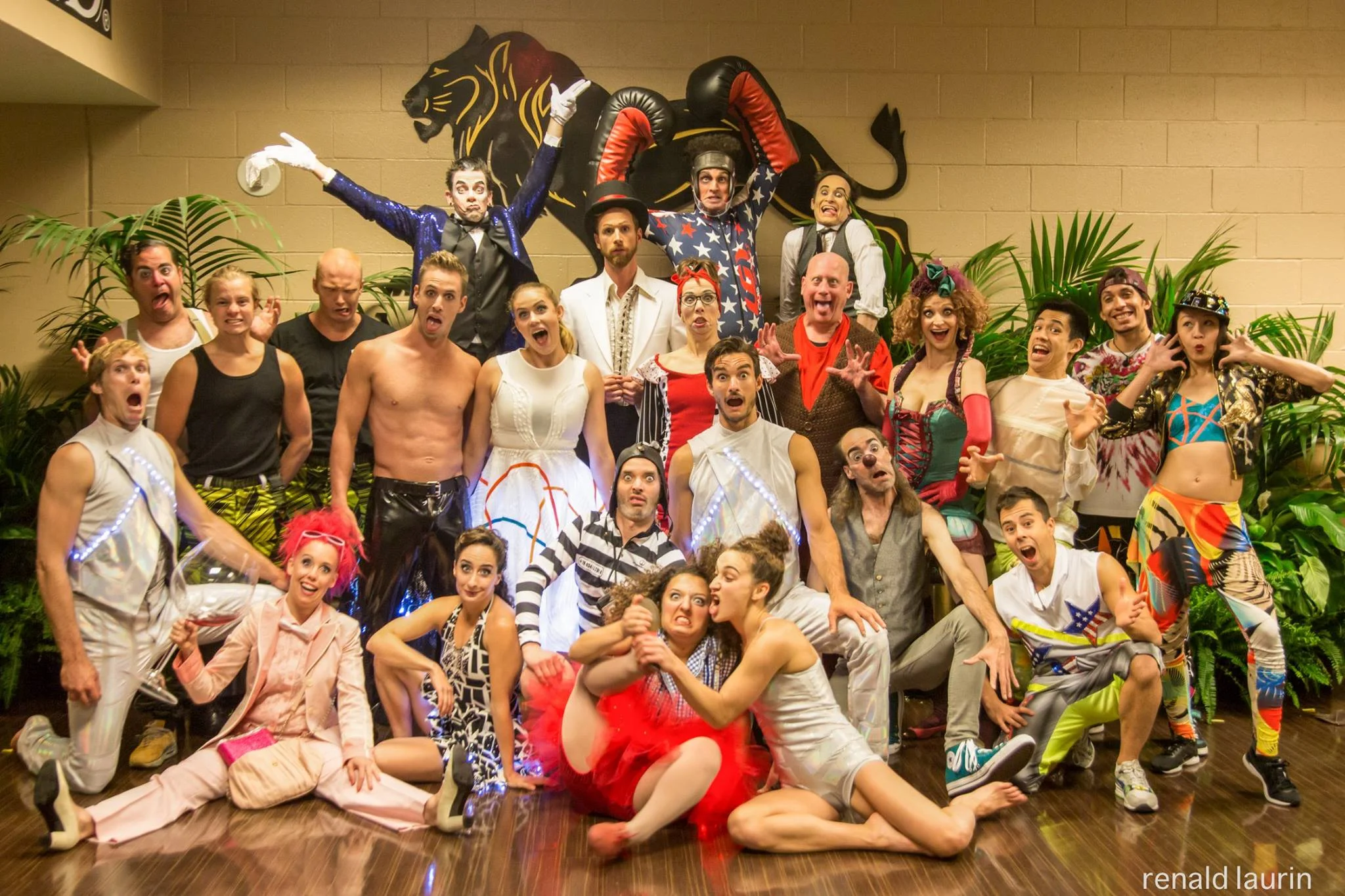 Ty Vennewitz (center with top hat) and fellow performers with Cirque Eloize at June 2016 special event at the MGM Grand Las Vegas. (Image: Renald Laurin)