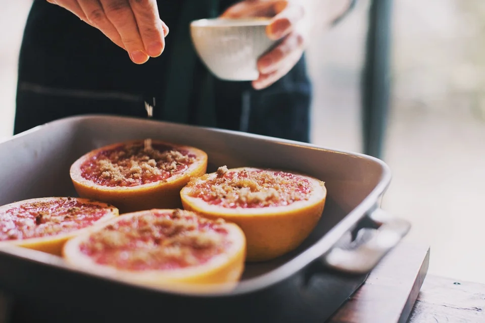 BROWN SUGAR BROILED GRAPEFRUIT