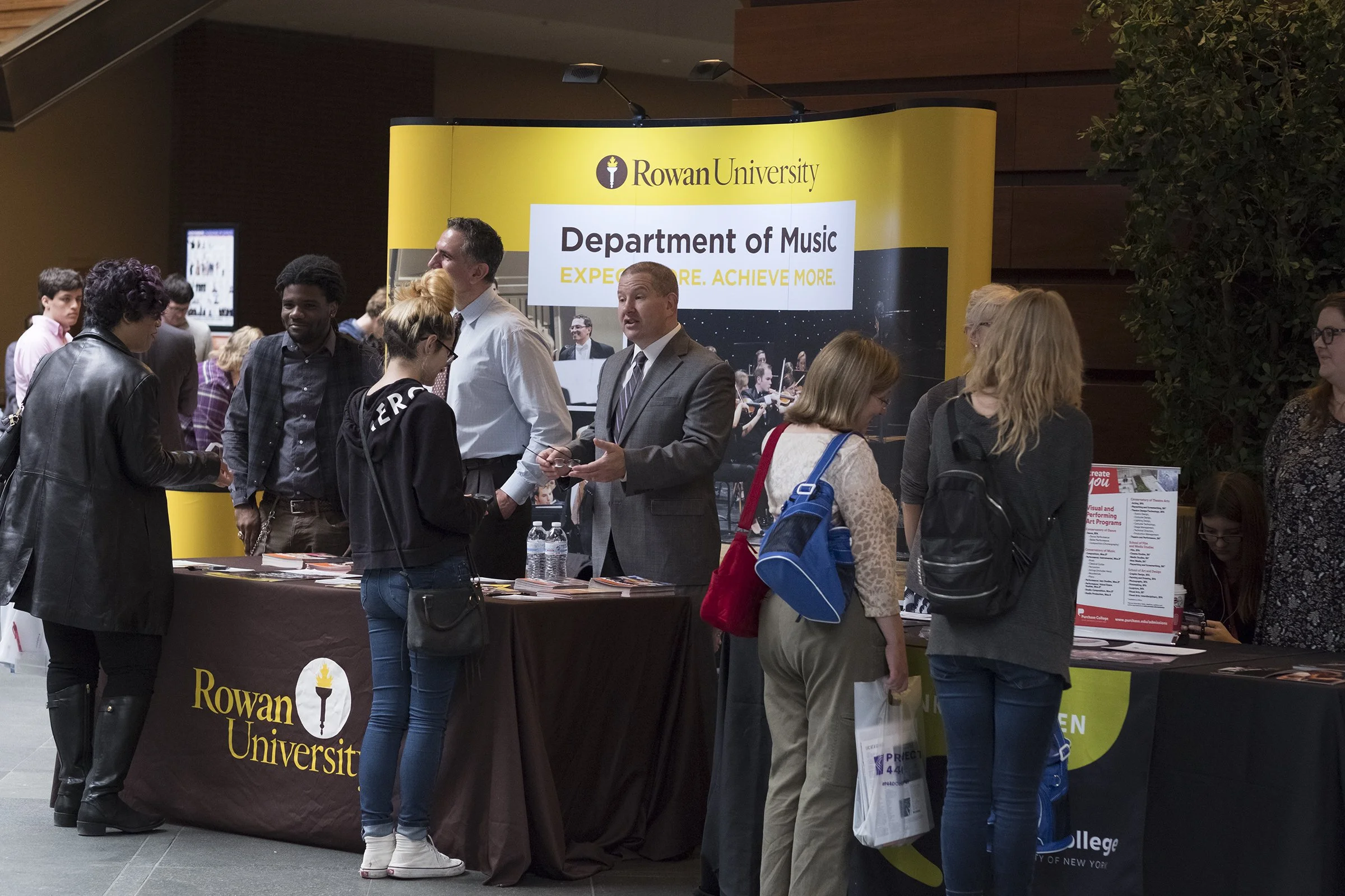 Students at Rowan table.JPG
