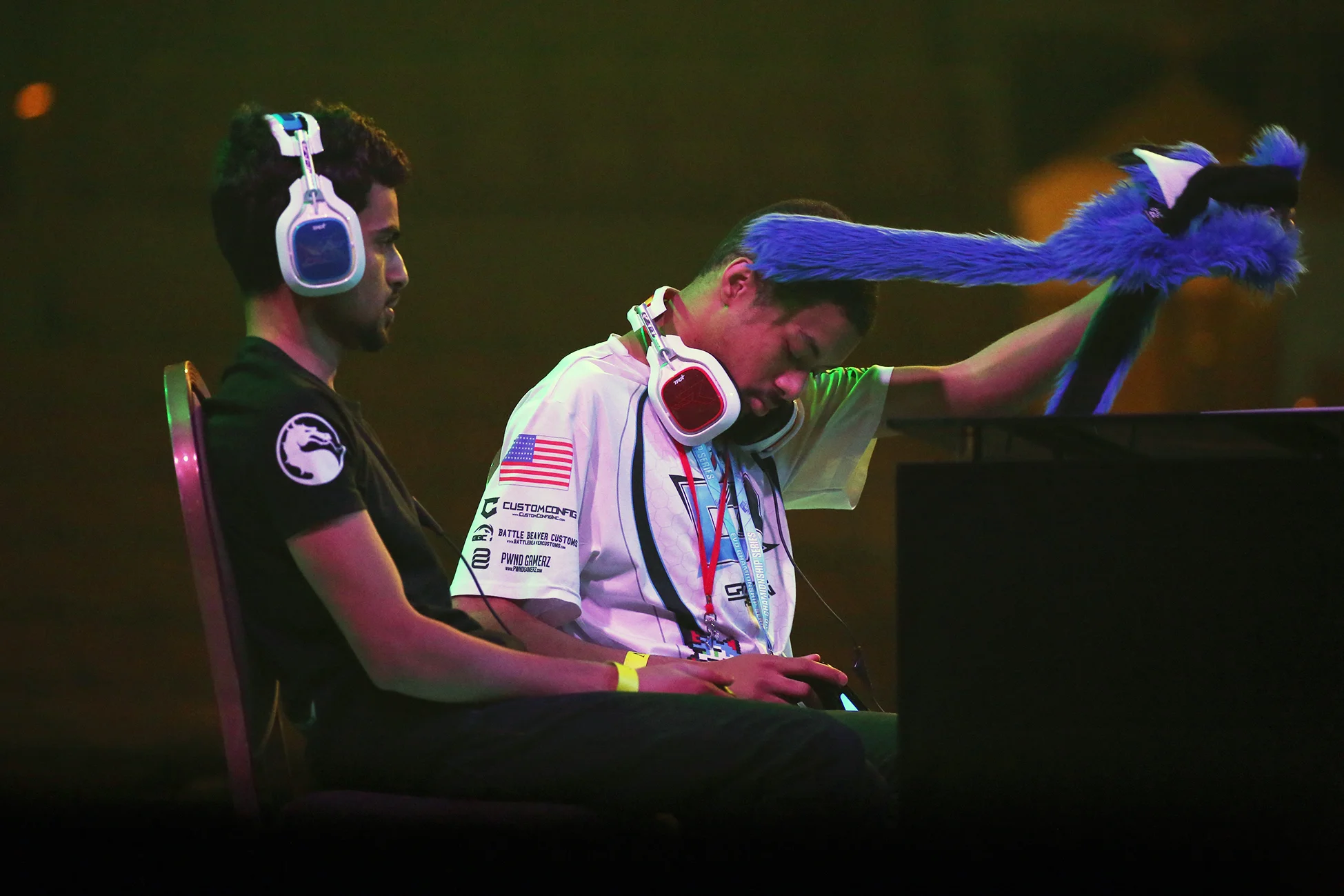 Dominic “Sonic Fox” McLean takes off his head covering as the heat turns up as he plays Sayed “Tekken Master” Hashim Ahmend. © Gail Fisher for ESPN