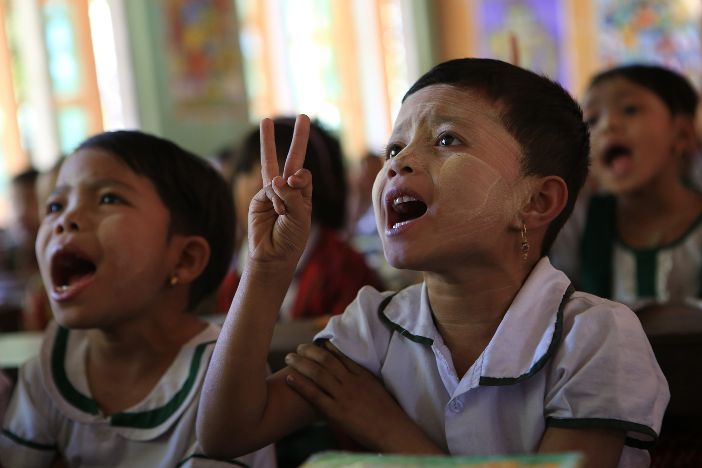  The Ma Soe Yein Monastery offers children a free education to pursue their dreams. Donors such as Ashin Gunissara, who became a novice monk at the monastery, help cover the student’s expense. © Gail Fisher for Los Angeles Times 