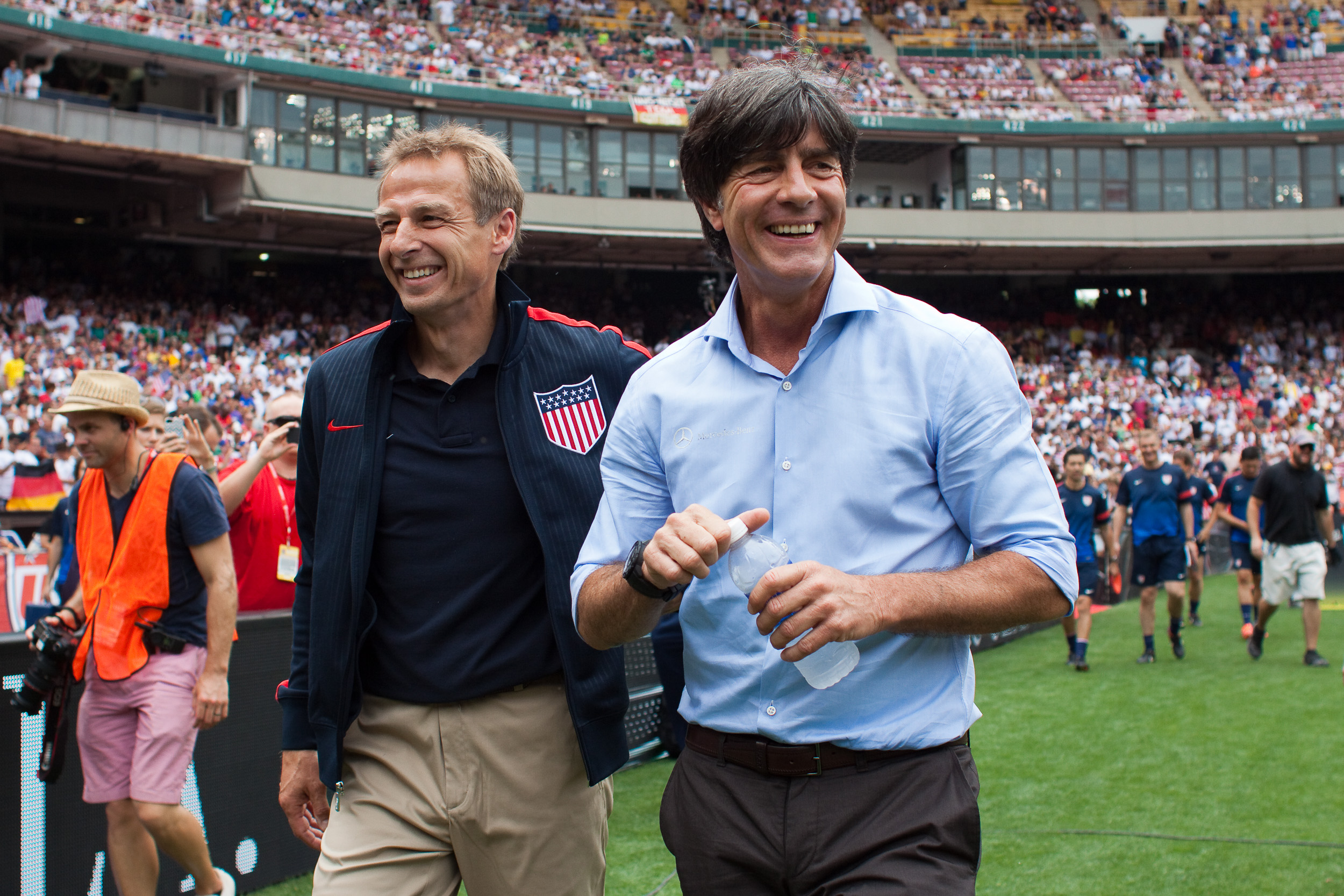 Jurgen Klinsmann & Joachim Low (r)