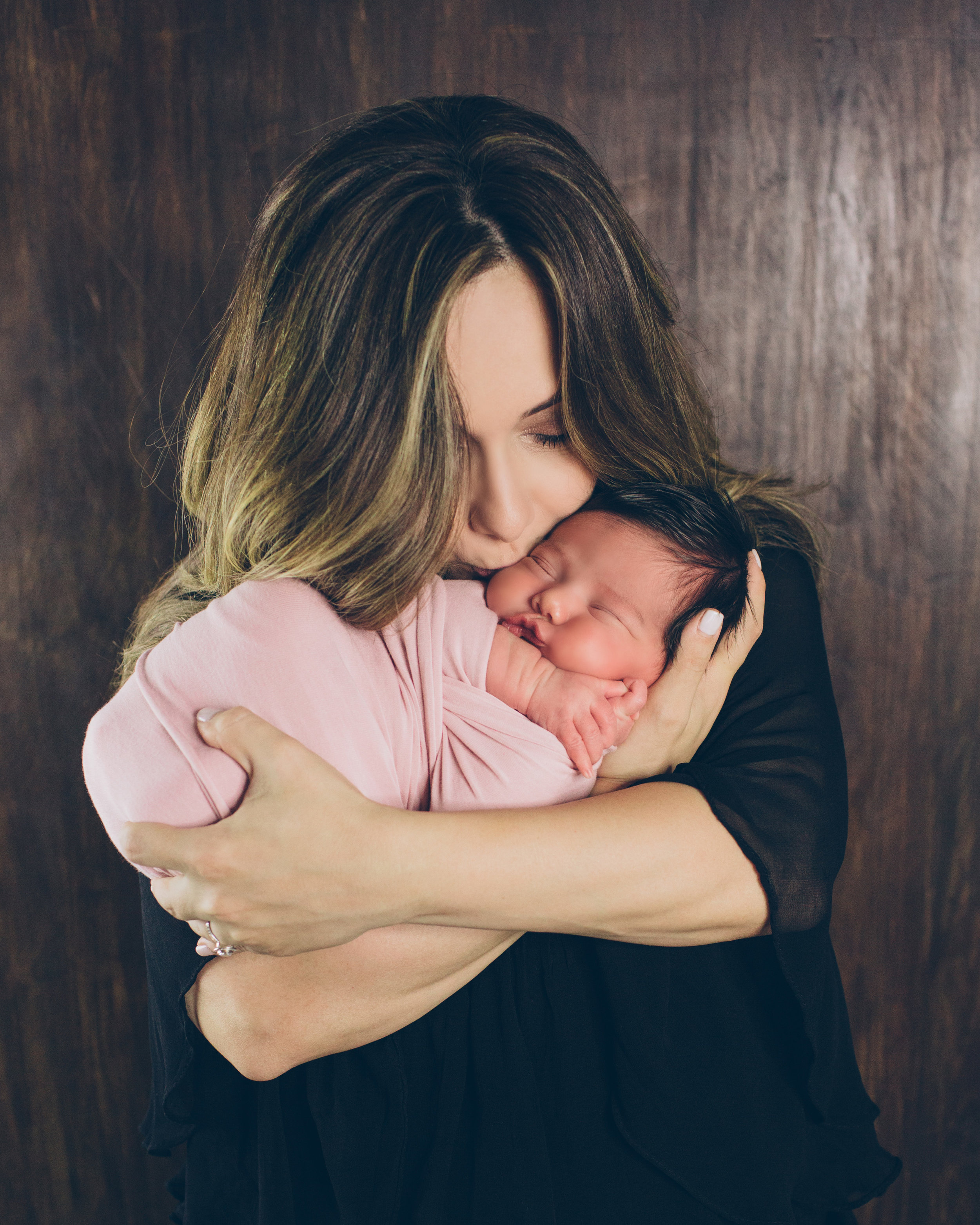 Salphie Markarian Newborn Photo Session-16.jpg