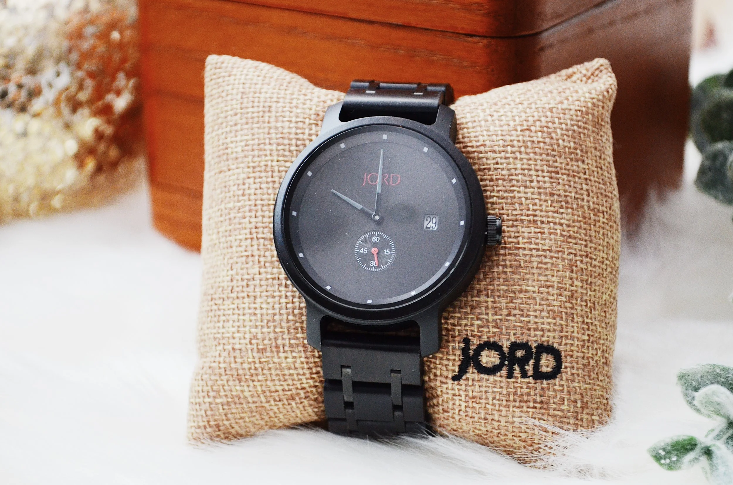 The Perfect Holiday Gift with Jord Wood Watches