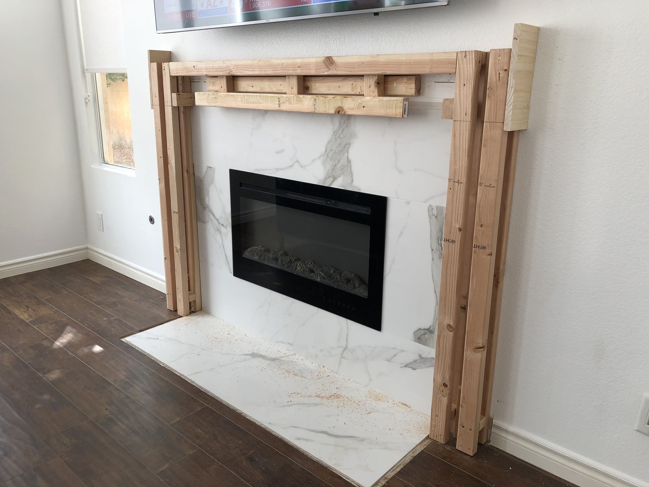 Fireplacemakeover_0802.jpg