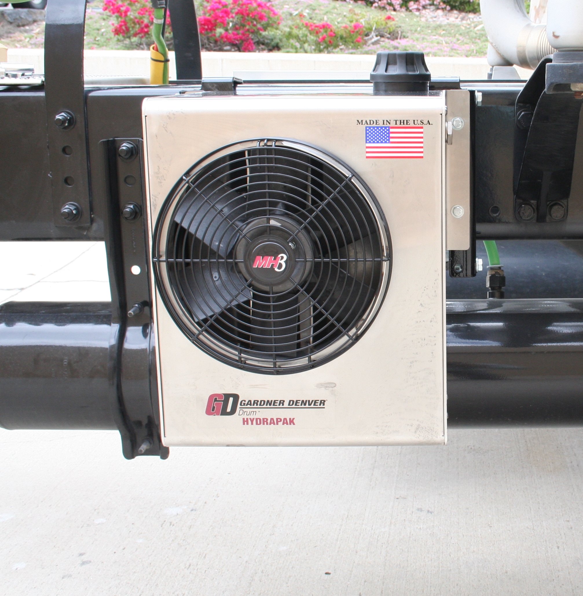 Gardner Denver Hydraulic Cooler.jpg