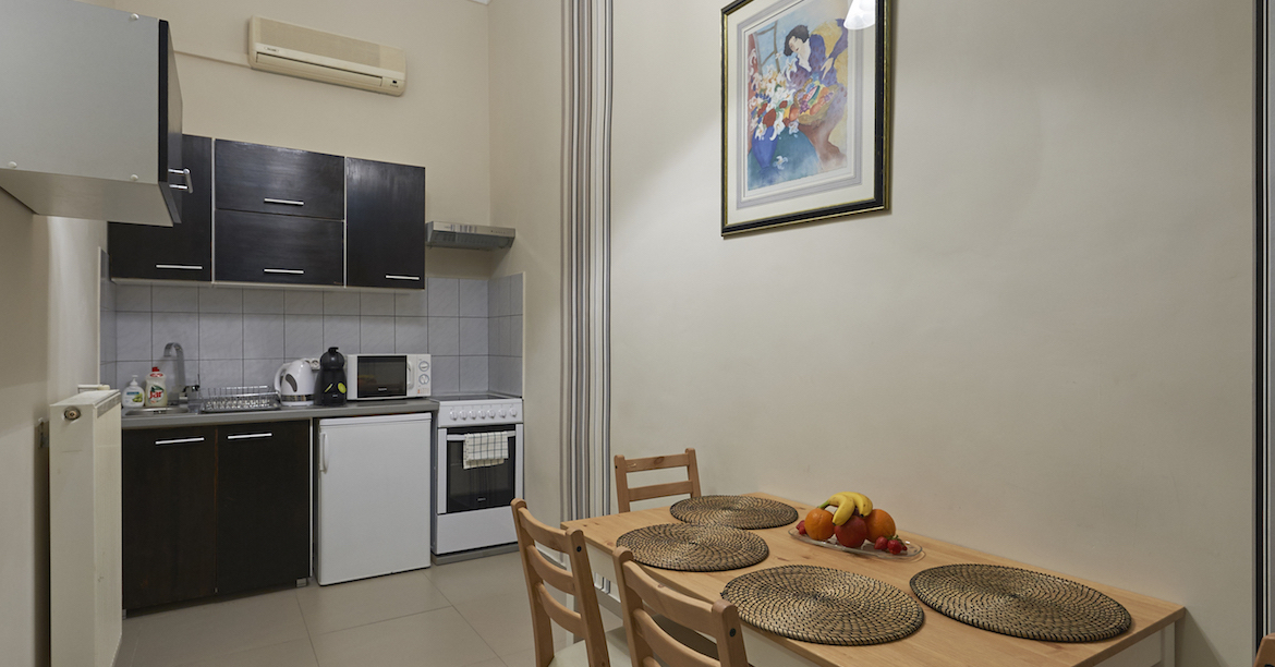   Stay in the Heart of Budapest   Located in the very center of Budapest, in the middle of Vaci pedestrian and shopping street, Vaci Superior Apartment is a great choice for travellers who are interested in shopping, history and food. The M3 Ferencie