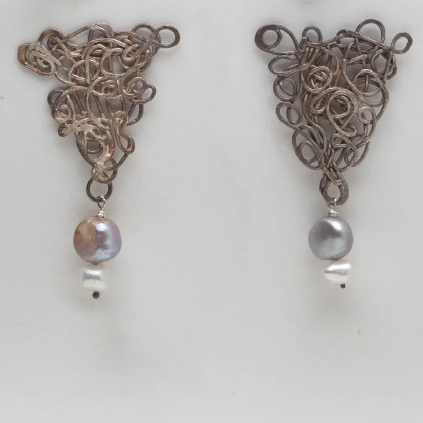 Calligraphic+earrings+2025.jpg