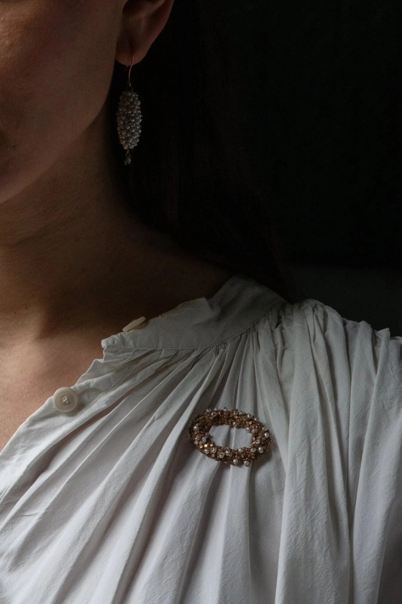 Red+Gold+Shingle+with+Pearls+1.jpg