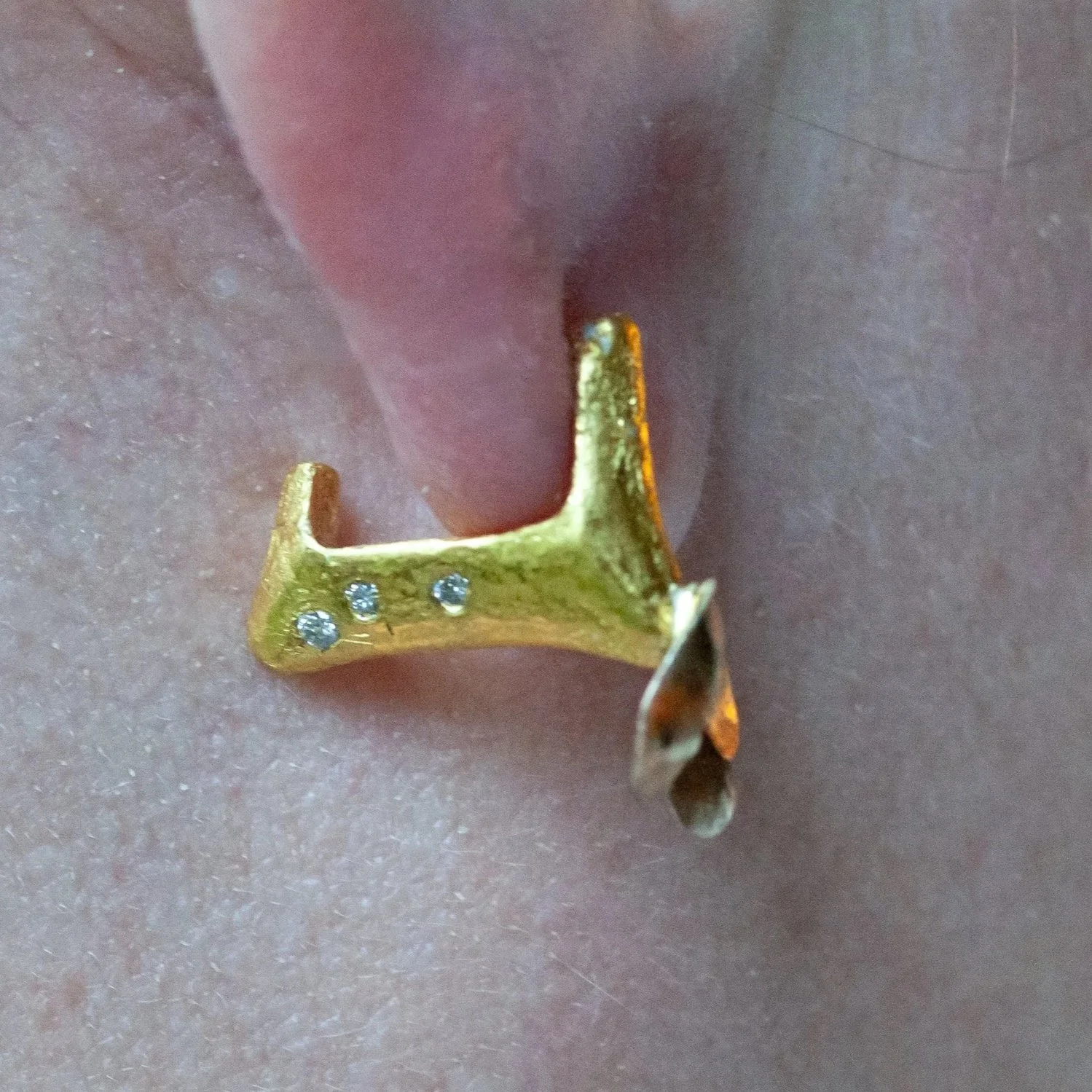 sideways+earrings_2.jpg
