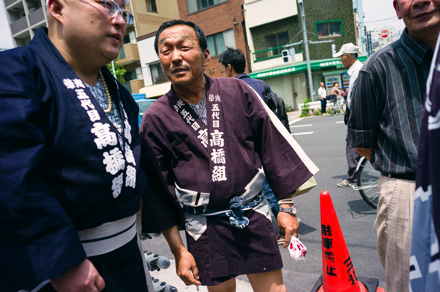 After seeing these two men, my instinct told me I was at the right spot