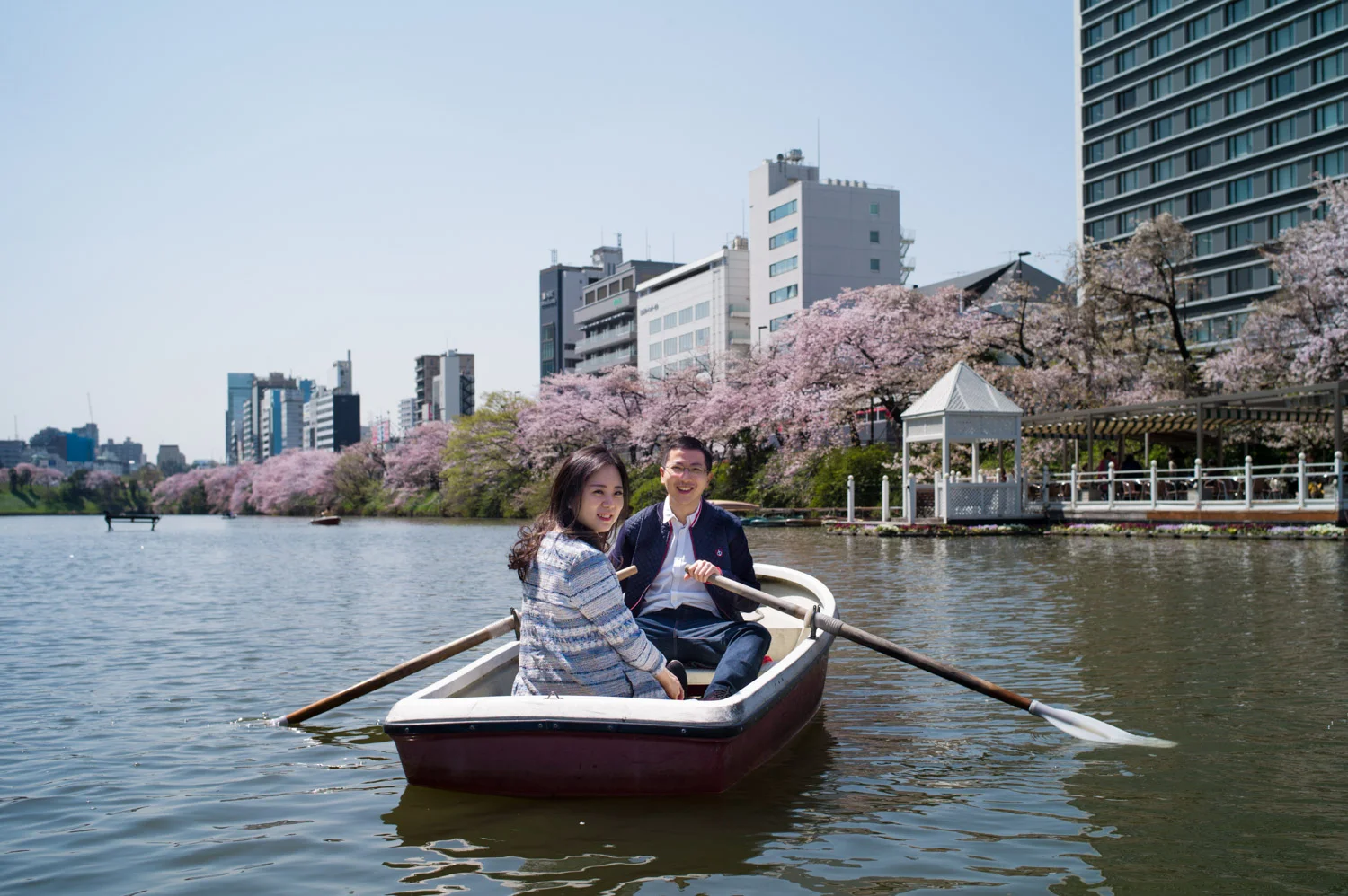 Tokyo Pre Wedding Photographer Cherry Blossom in Kagurazaka.jpg