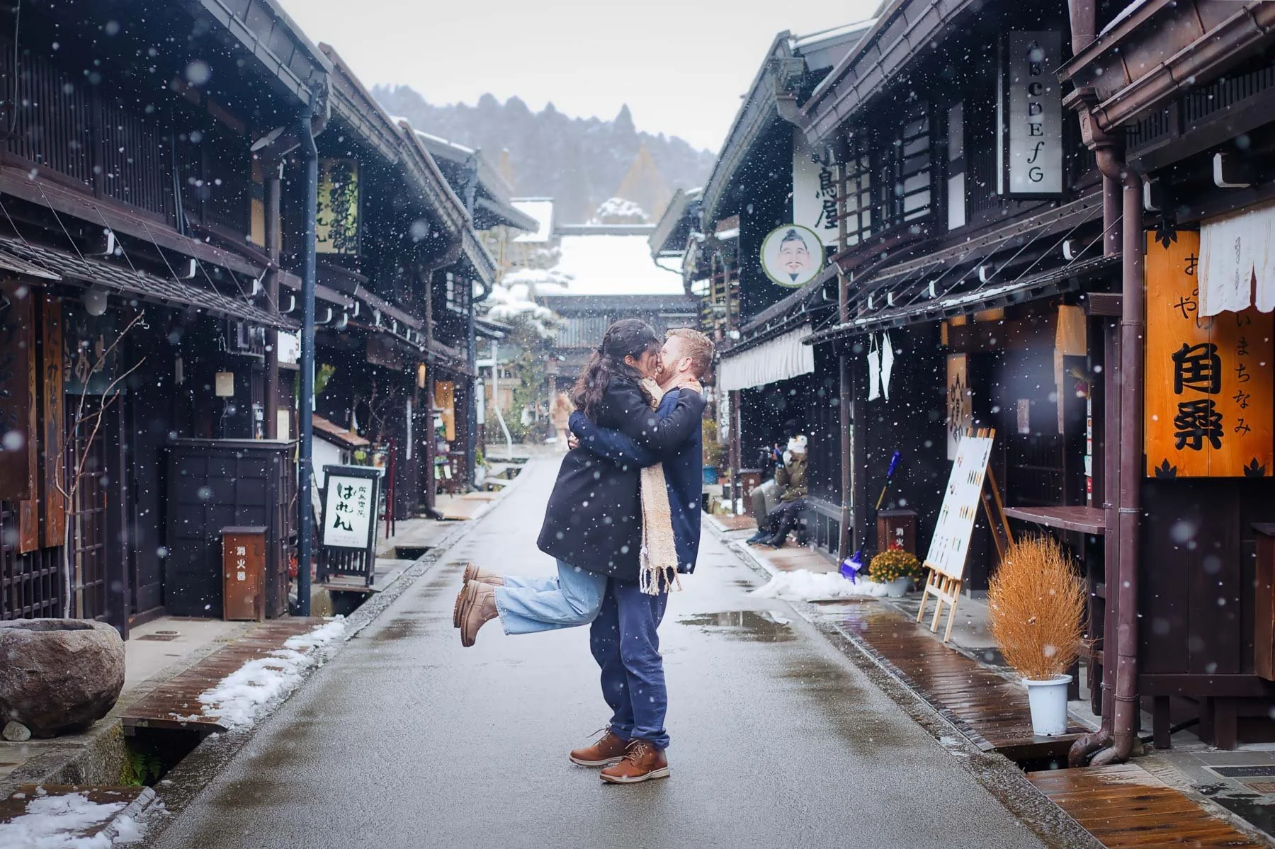 Takayama couple winter vacation photoshoot