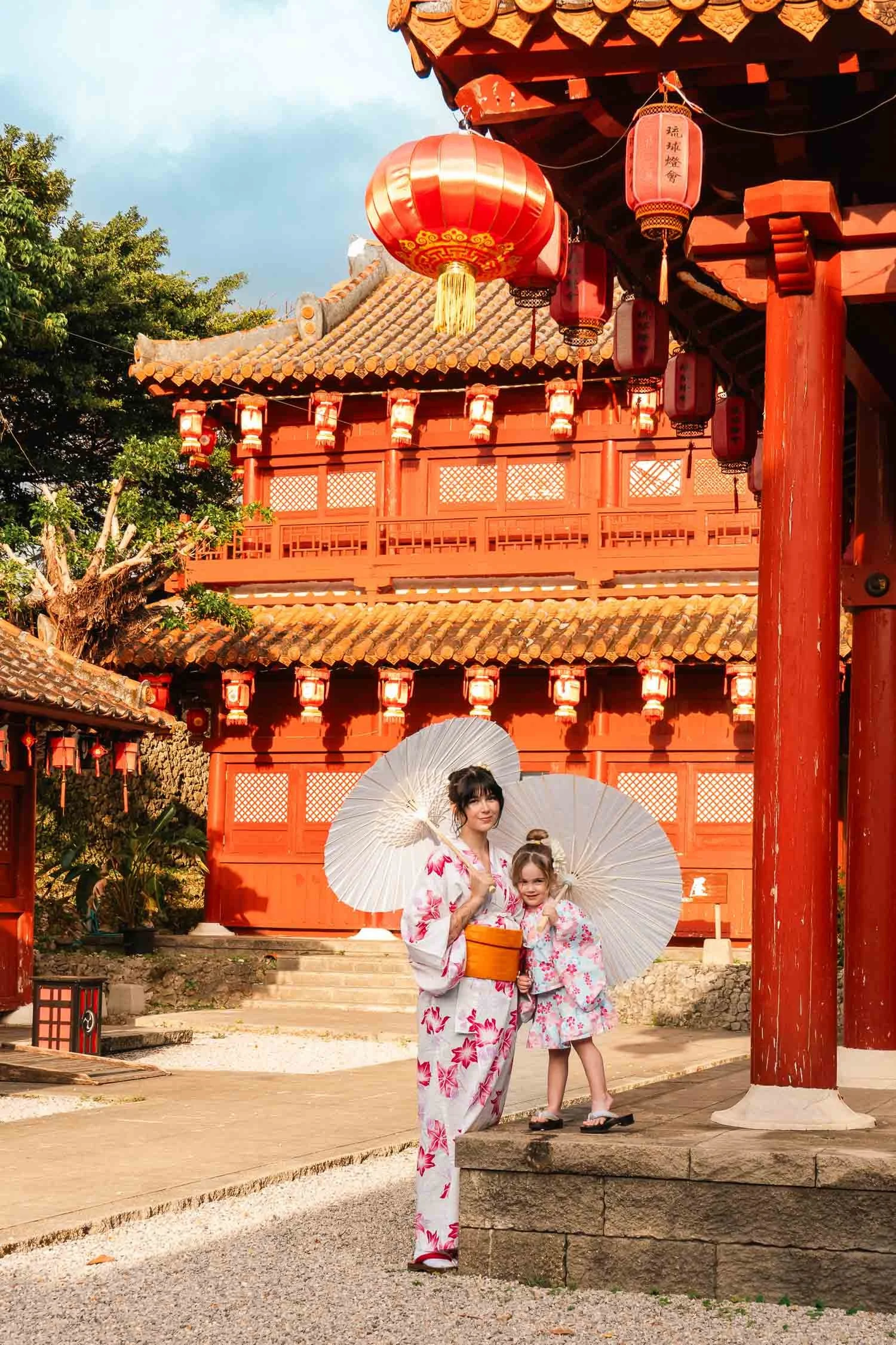 Okinawa_photographer_Murasaki_Mura_maternity_photoshoot.jpg