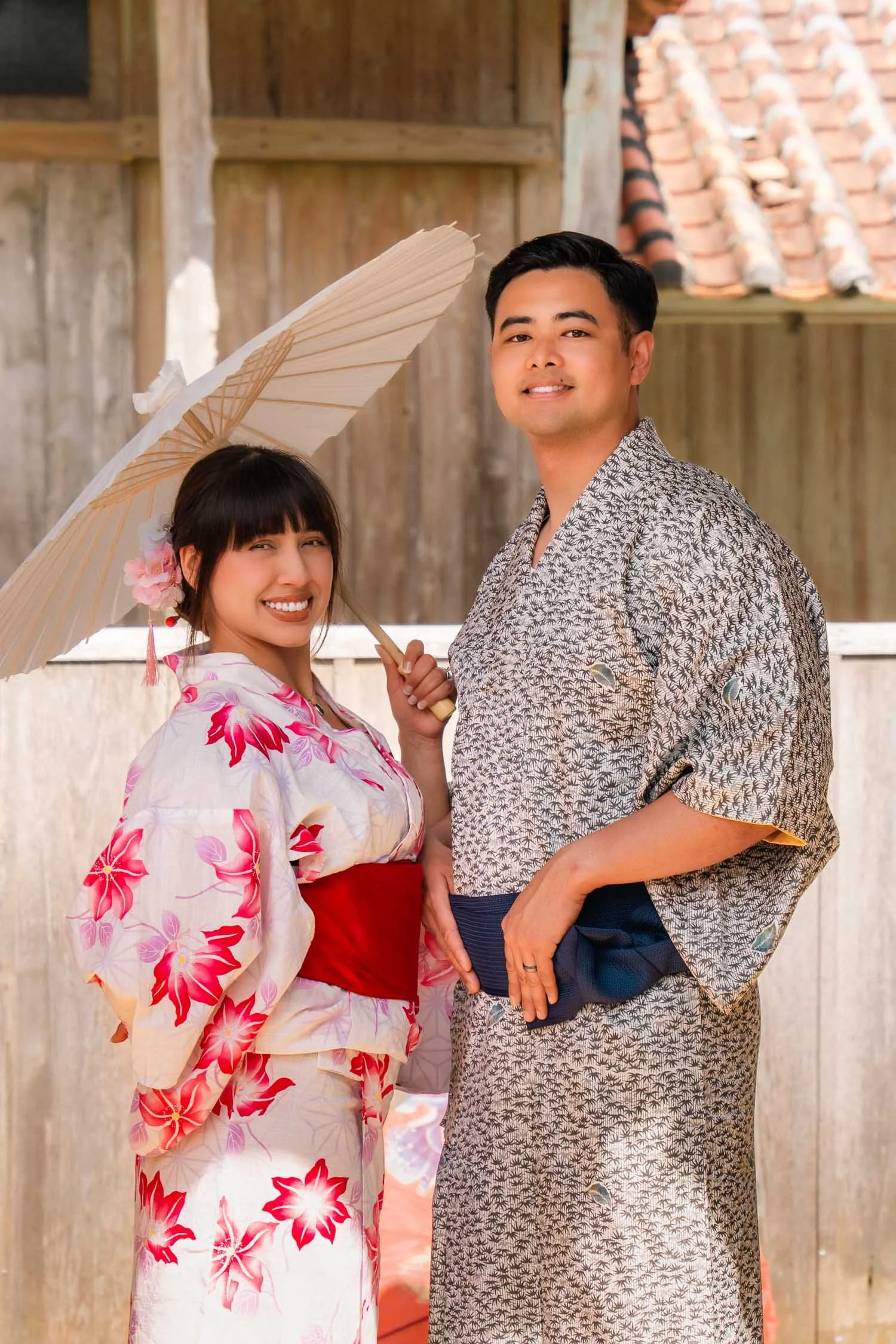 Murasaki_mura_kimono_couple_photoshoot.jpg