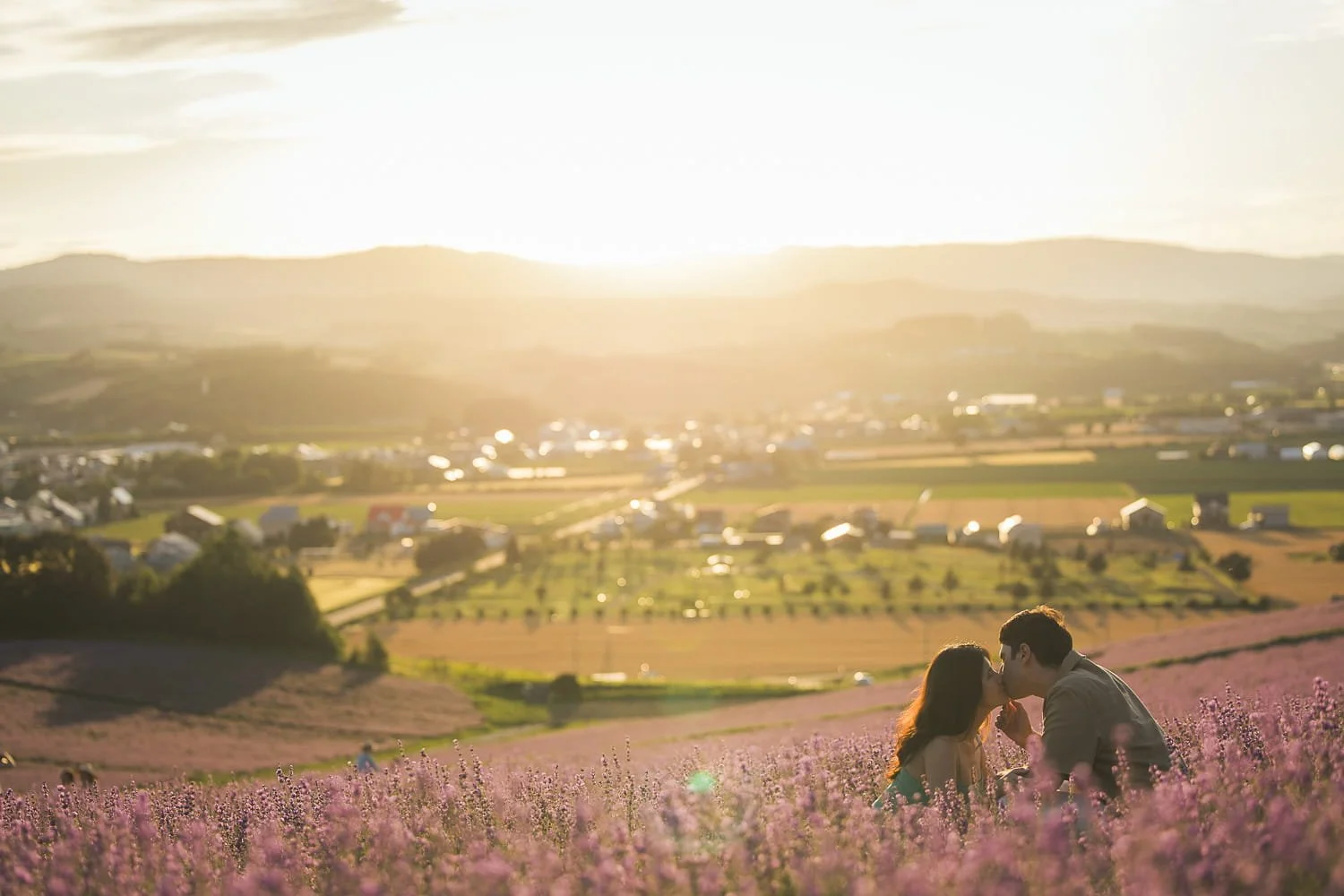 Hokkaido_couple_photoshoot_sunset_in_hinode_park.jpg