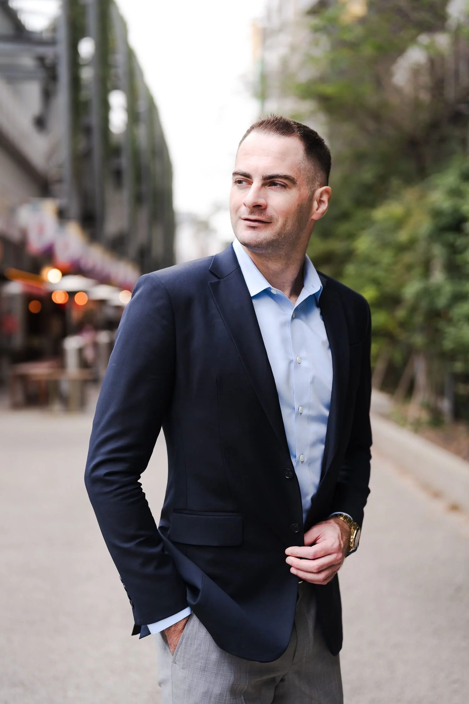 Professional career photoshoot for LinkedIn purpose