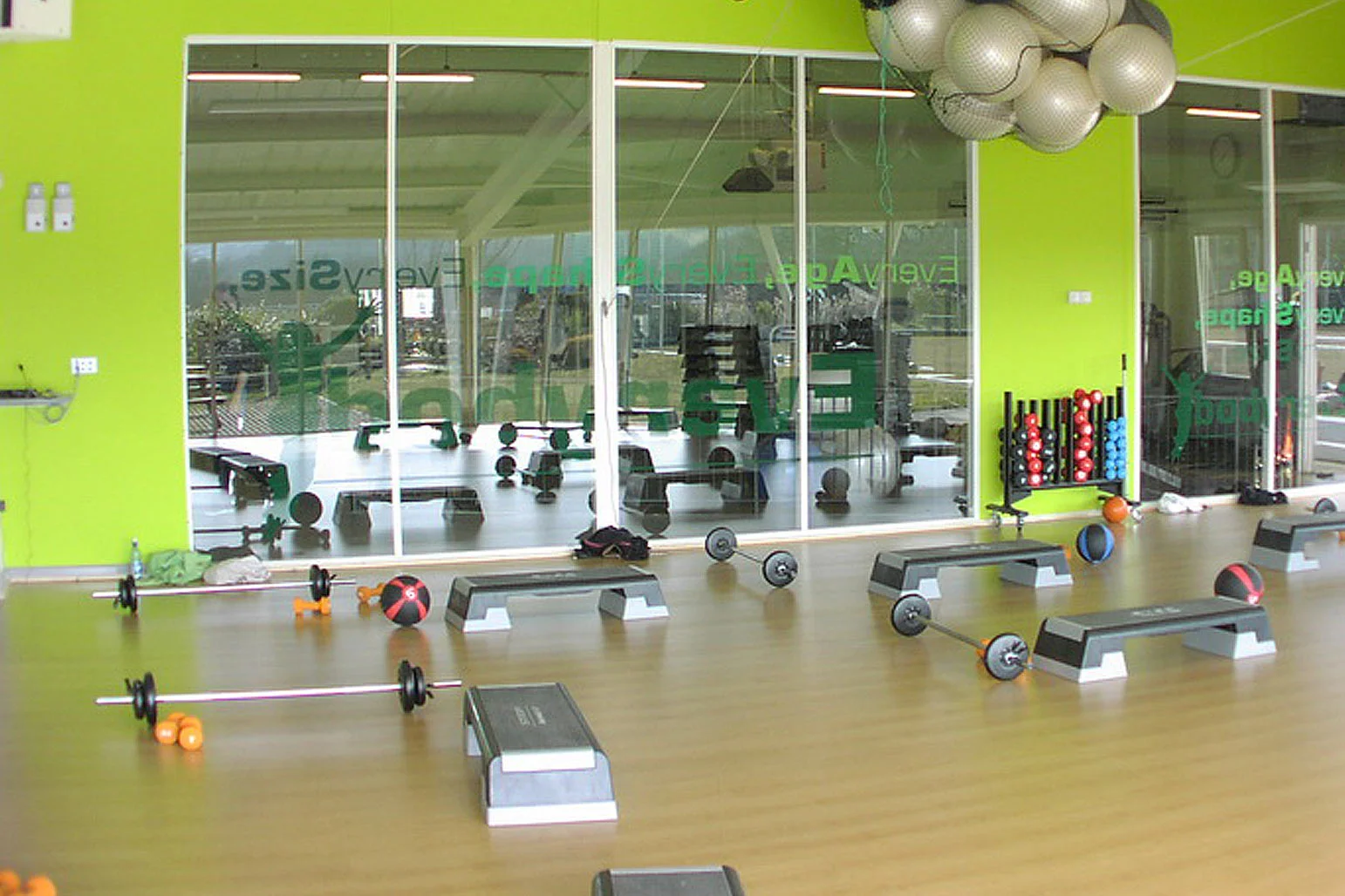 WINNERS 2000 GYM NEWTON ABBOT — Charles Blake Associates Architecture
