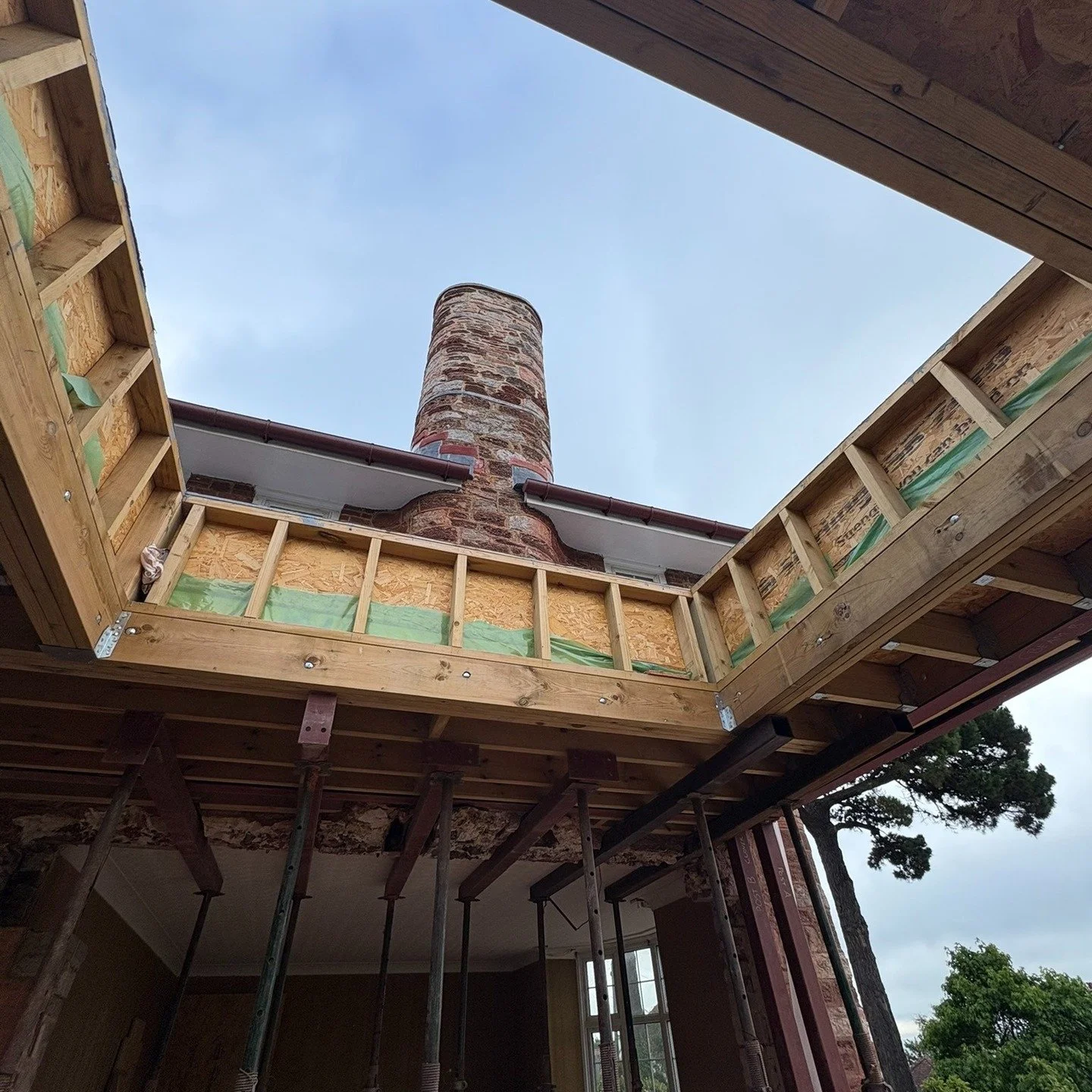 Stunning views in all directions 😍including one of the floating chimney through the flat rooflight 😎

Some complex structural works and high quality materials will result in an amazing end result - can't wait to see it finished 🎉
.
.
.
.
.
#archit