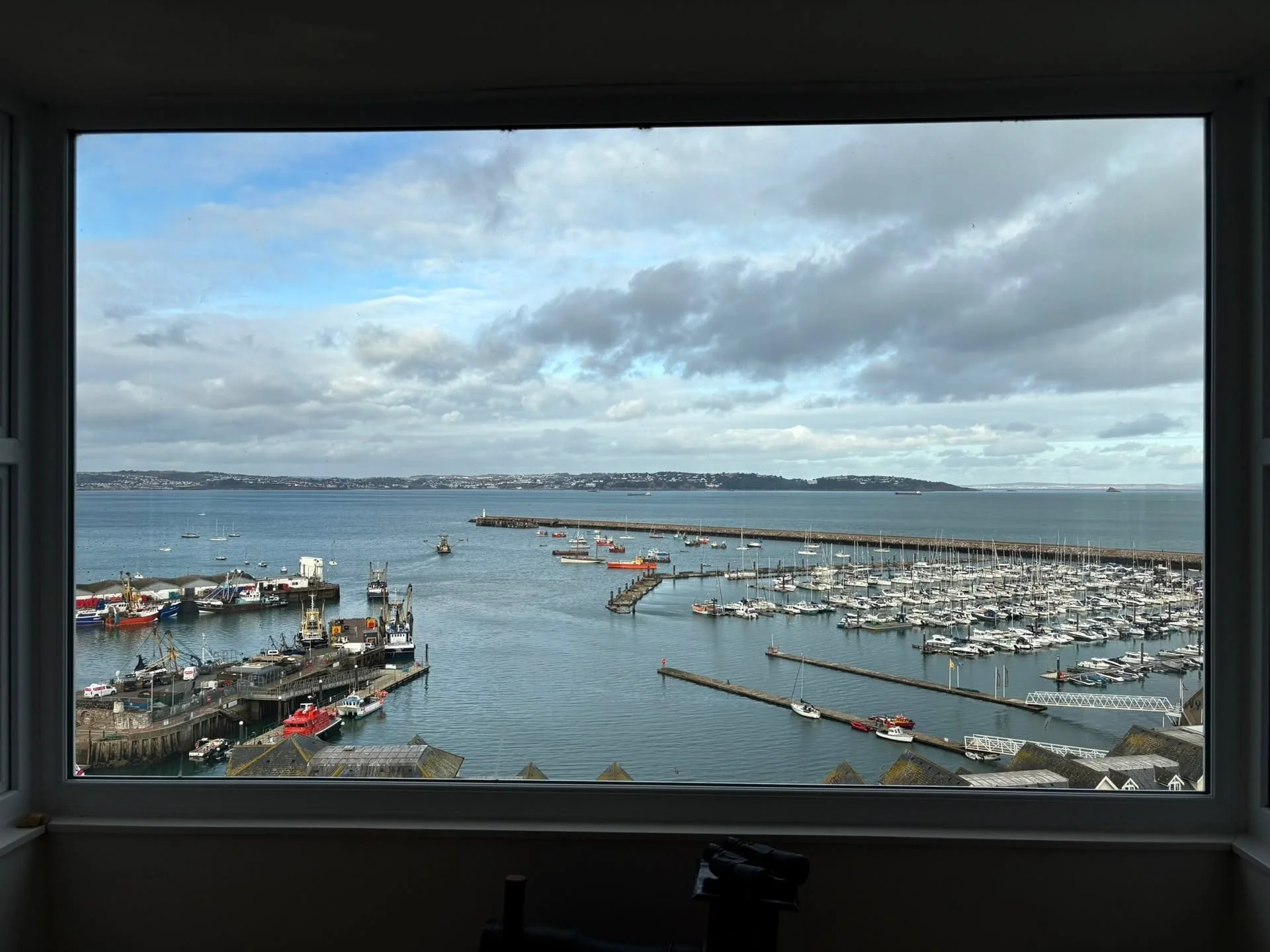 A perfectly framed view in Brixham 😍

We looked at a few different options here such as horizontal sliding windows and bi-fold windows. 🤷

But the view is just too perfect to break up so it stays as it is 🤩

If you are thinking about changes to yo