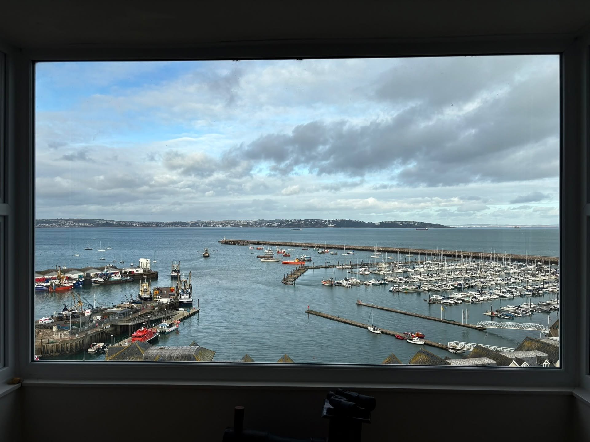 A perfectly framed view in Brixham 😍

We looked at a few different options here such as horizontal sliding windows and bi-fold windows. 🤷

But the view is just too perfect to break up so it stays as it is 🤩

If you are thinking about changes to yo