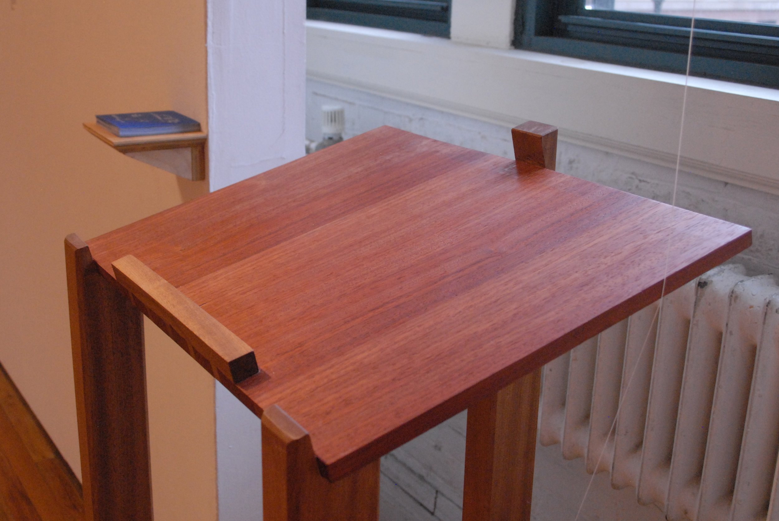 Lectern-1.jpg