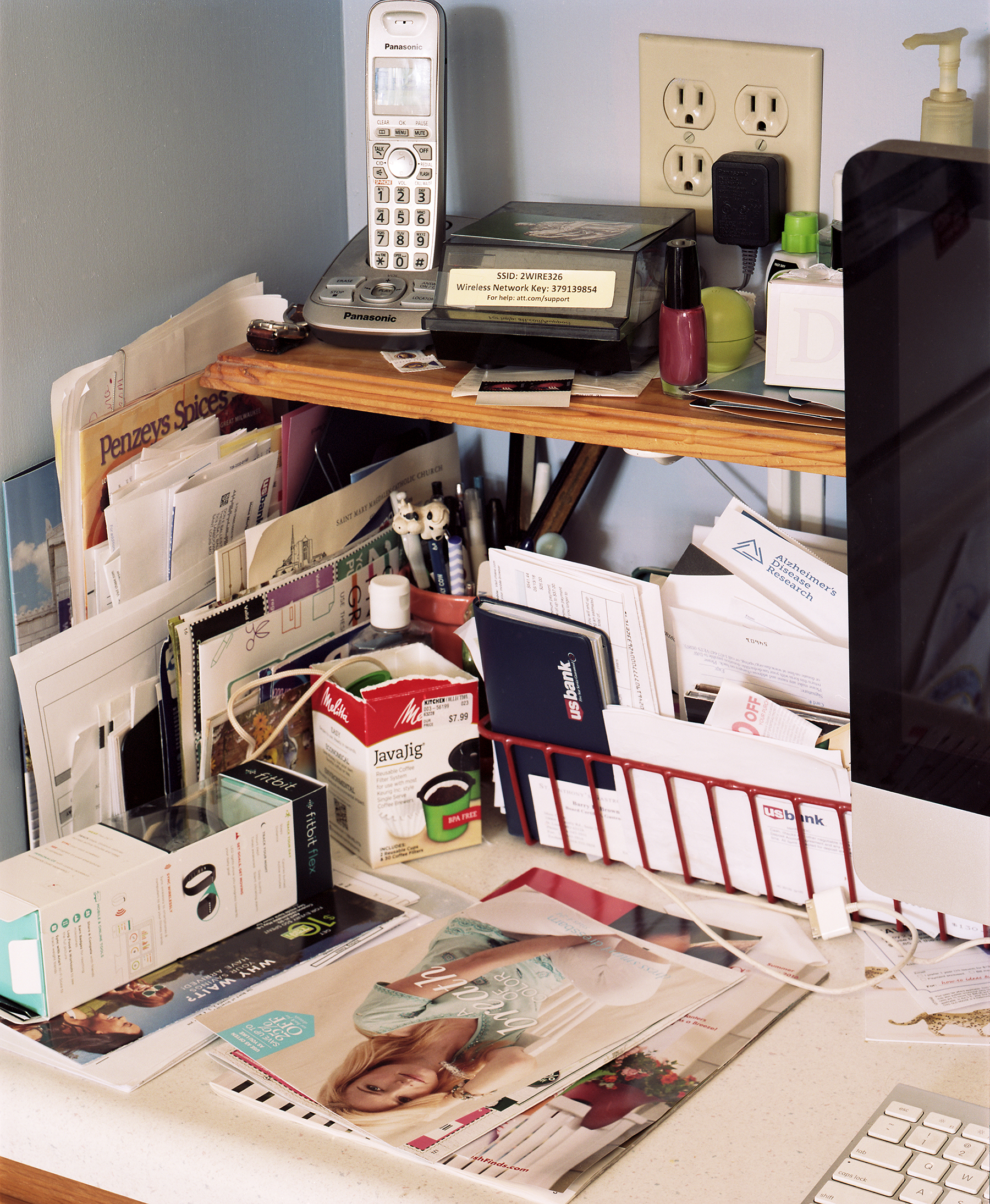Midwest Filipino No. 005 (desk), 2017