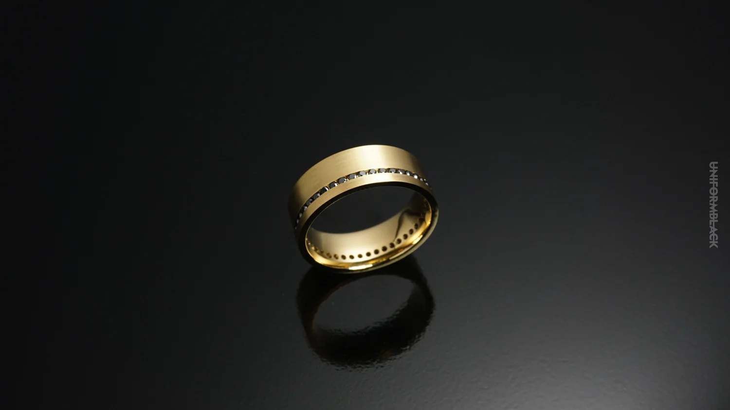 Sunspot - 7mm Yellow Gold Black Diamond Ring