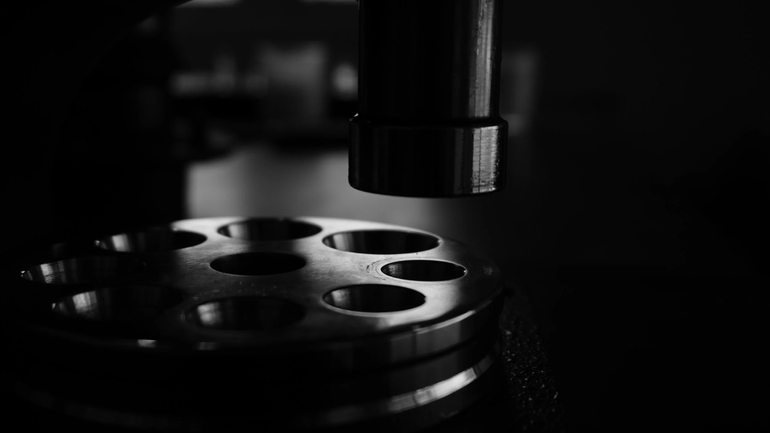 Can titanium rings be resized?